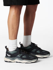 Satellite runner