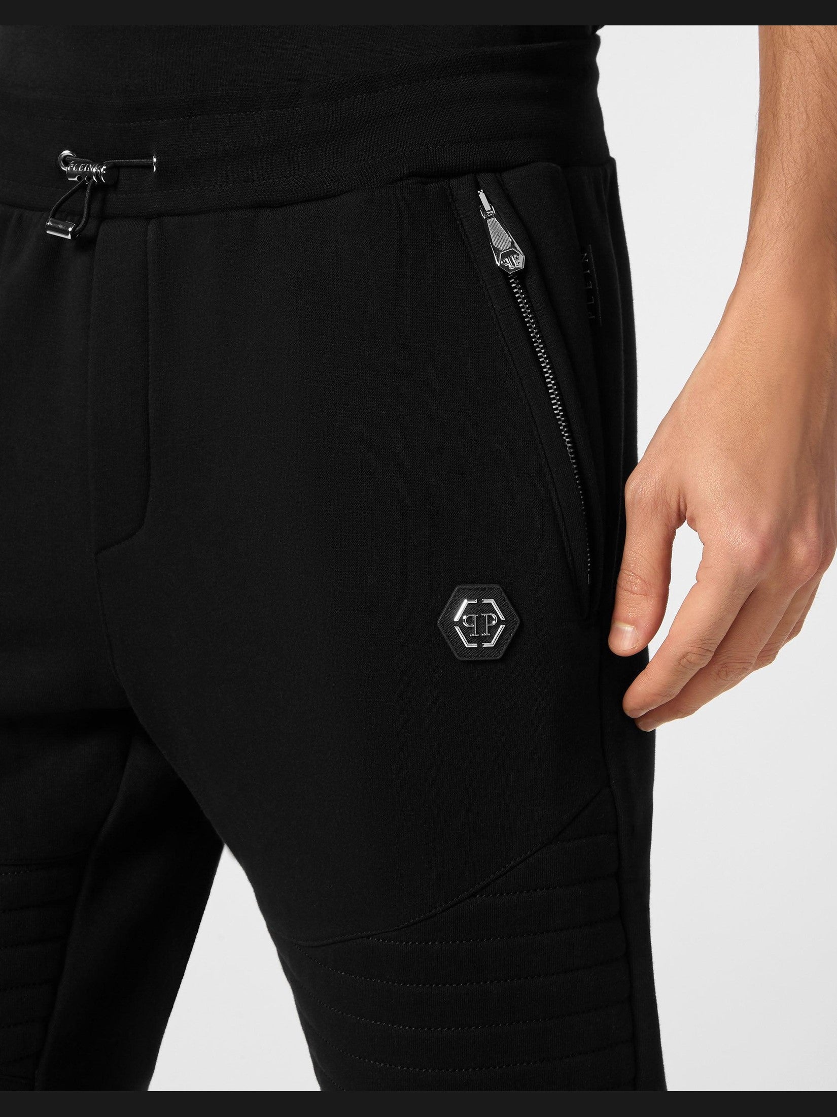 Jogging trousers