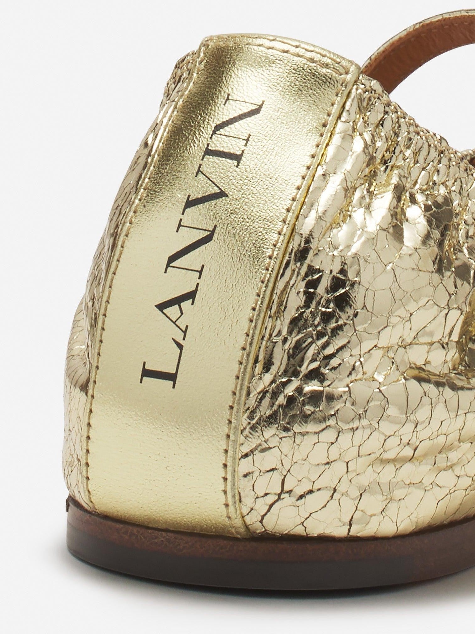 Mary jane in crackled metallic leather
