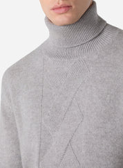 OVERSIZED CABLE CASHMERE TURTLENECK