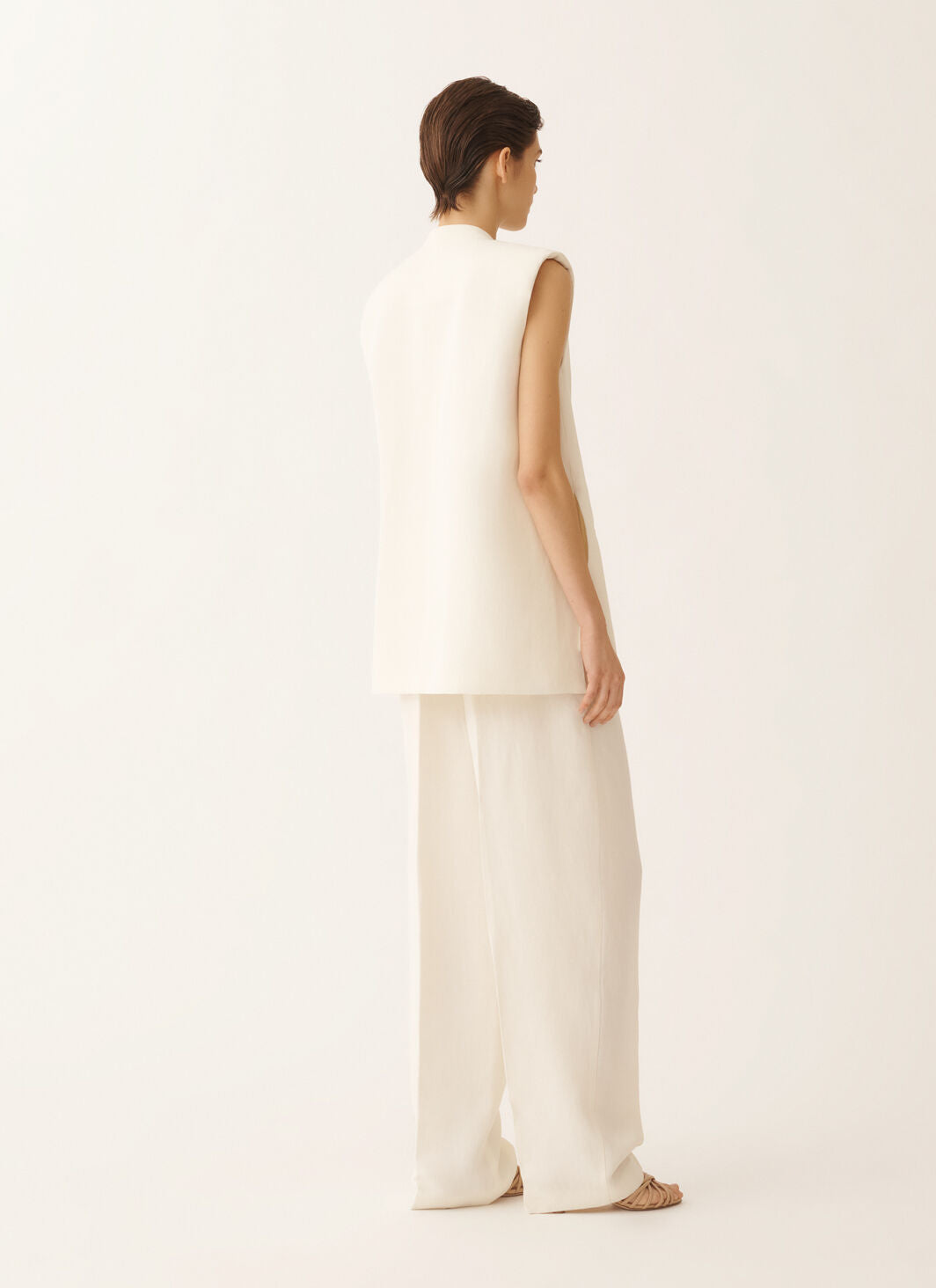 Viscose linen vest with leather belt