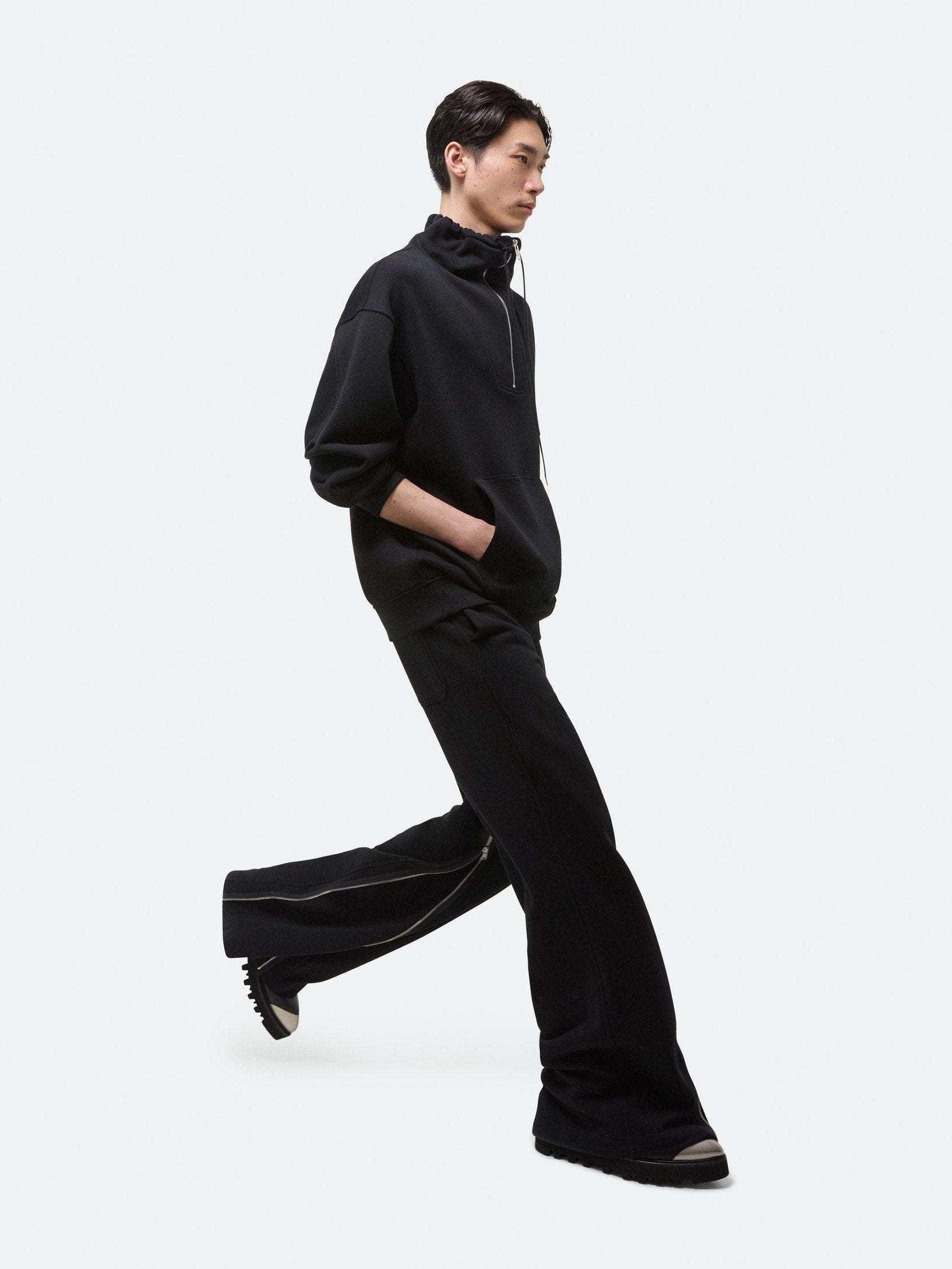 Funnel neck pullover
