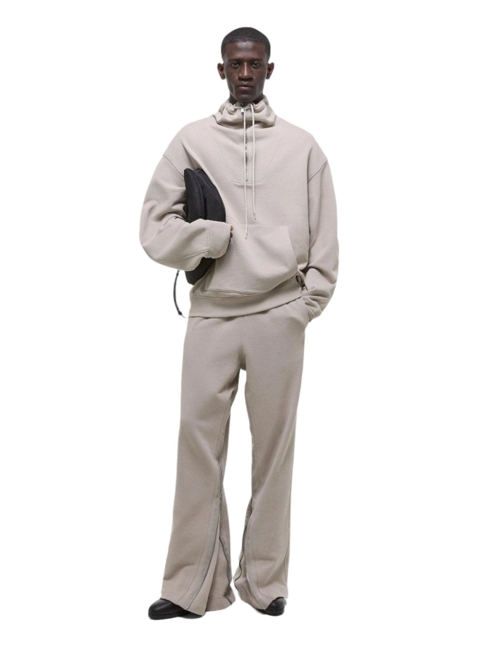 Funnel neck pullover
