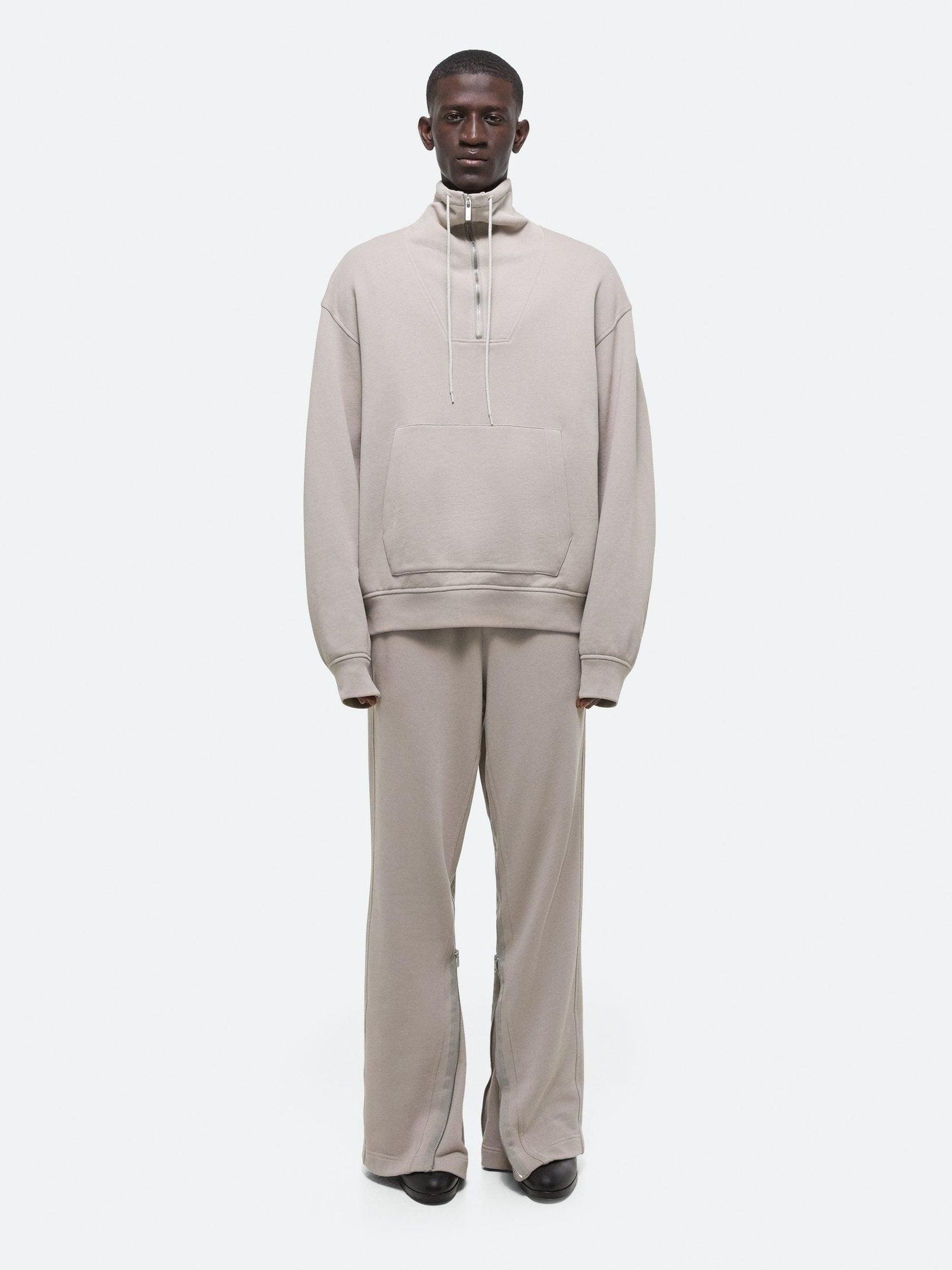 Funnel neck pullover