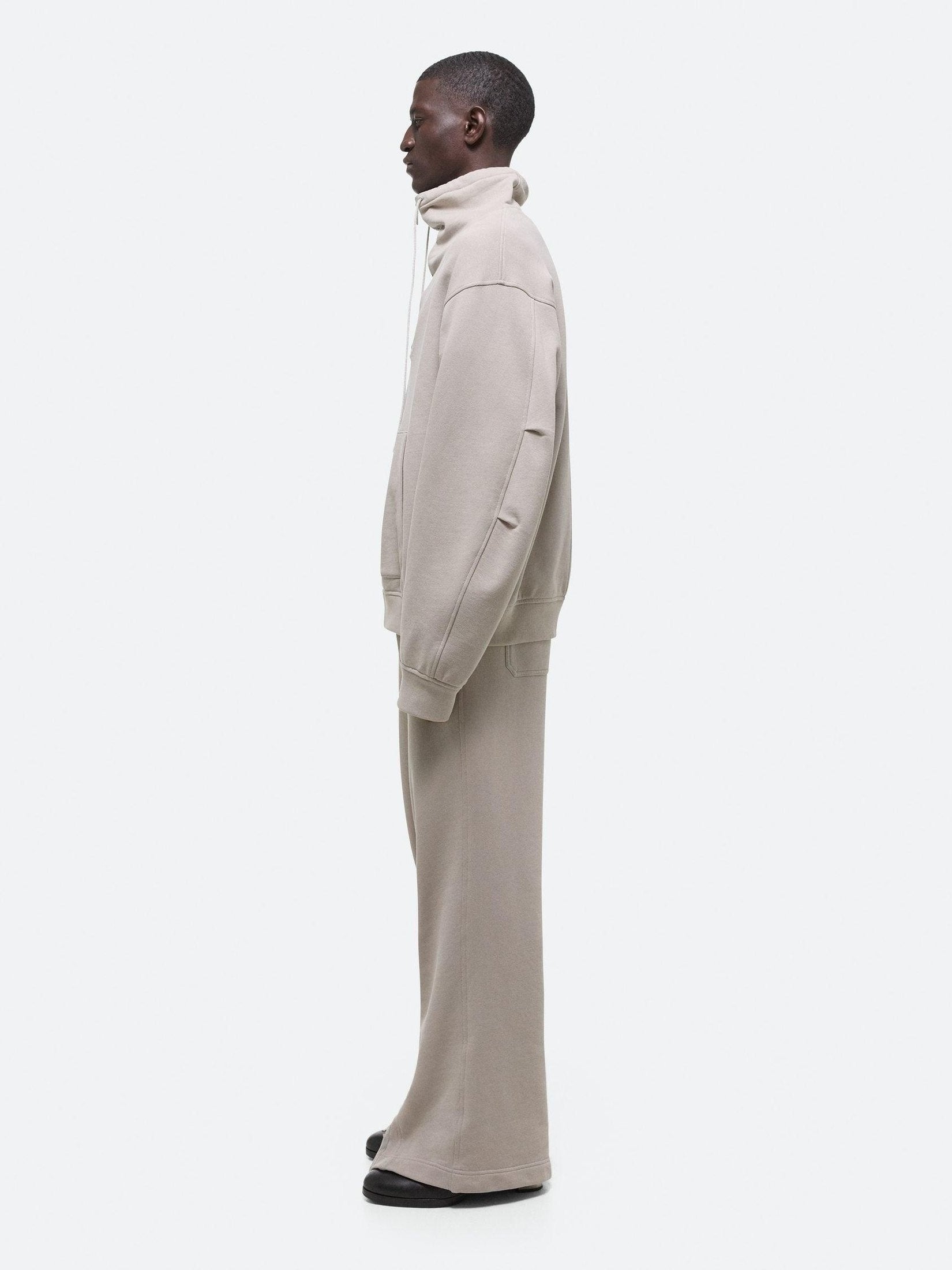 Funnel neck pullover