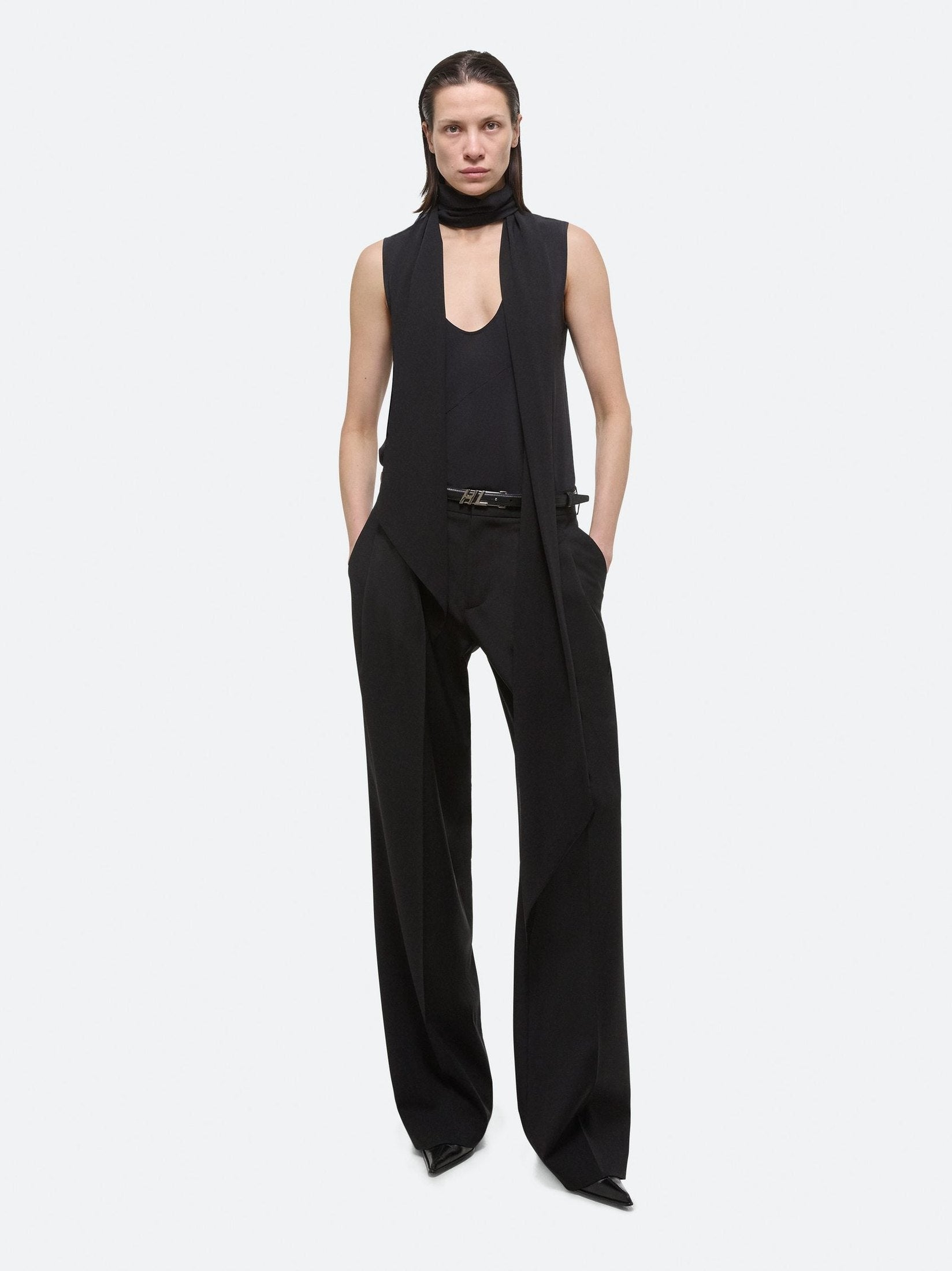 Sleeveless scarf top