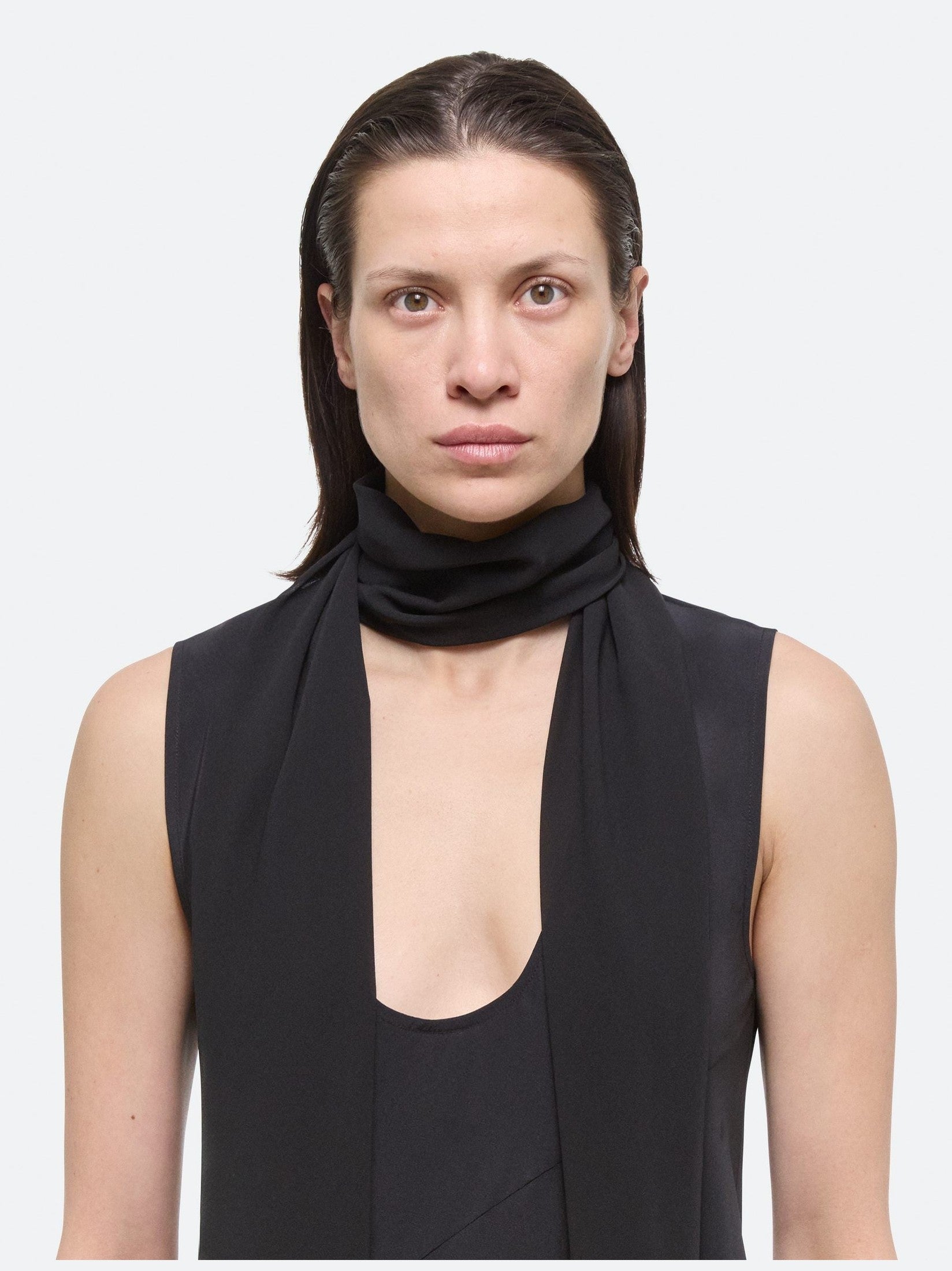 Sleeveless scarf top