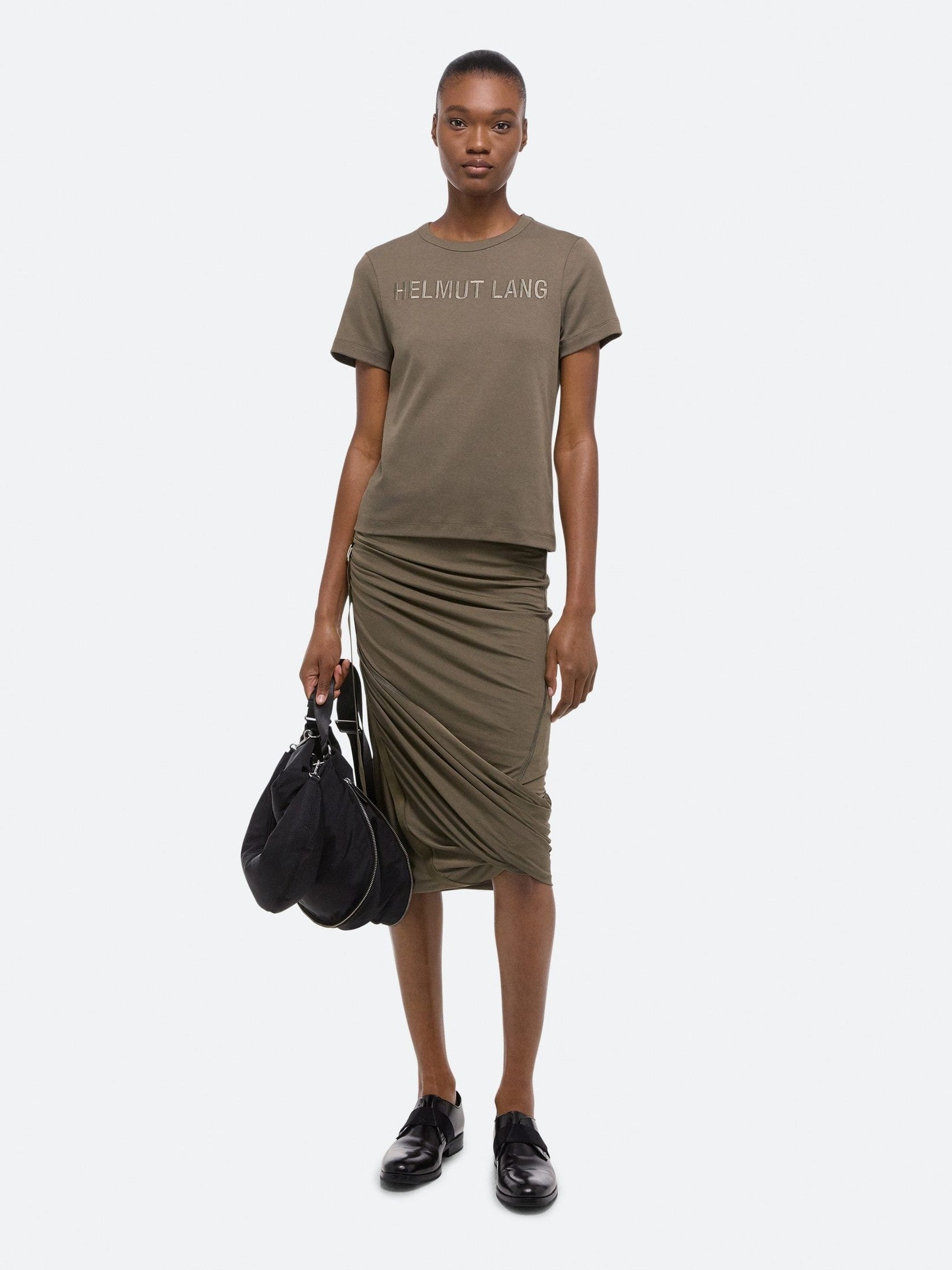 Slim logo tee