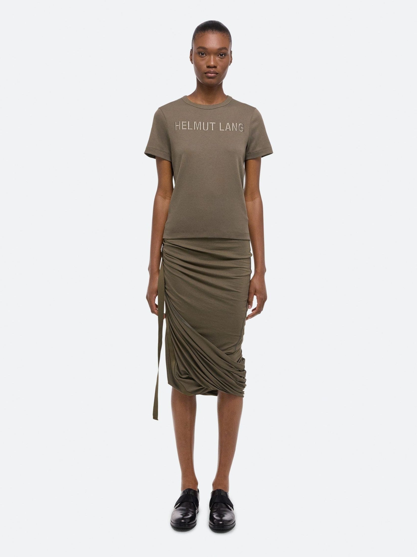 Slim logo tee