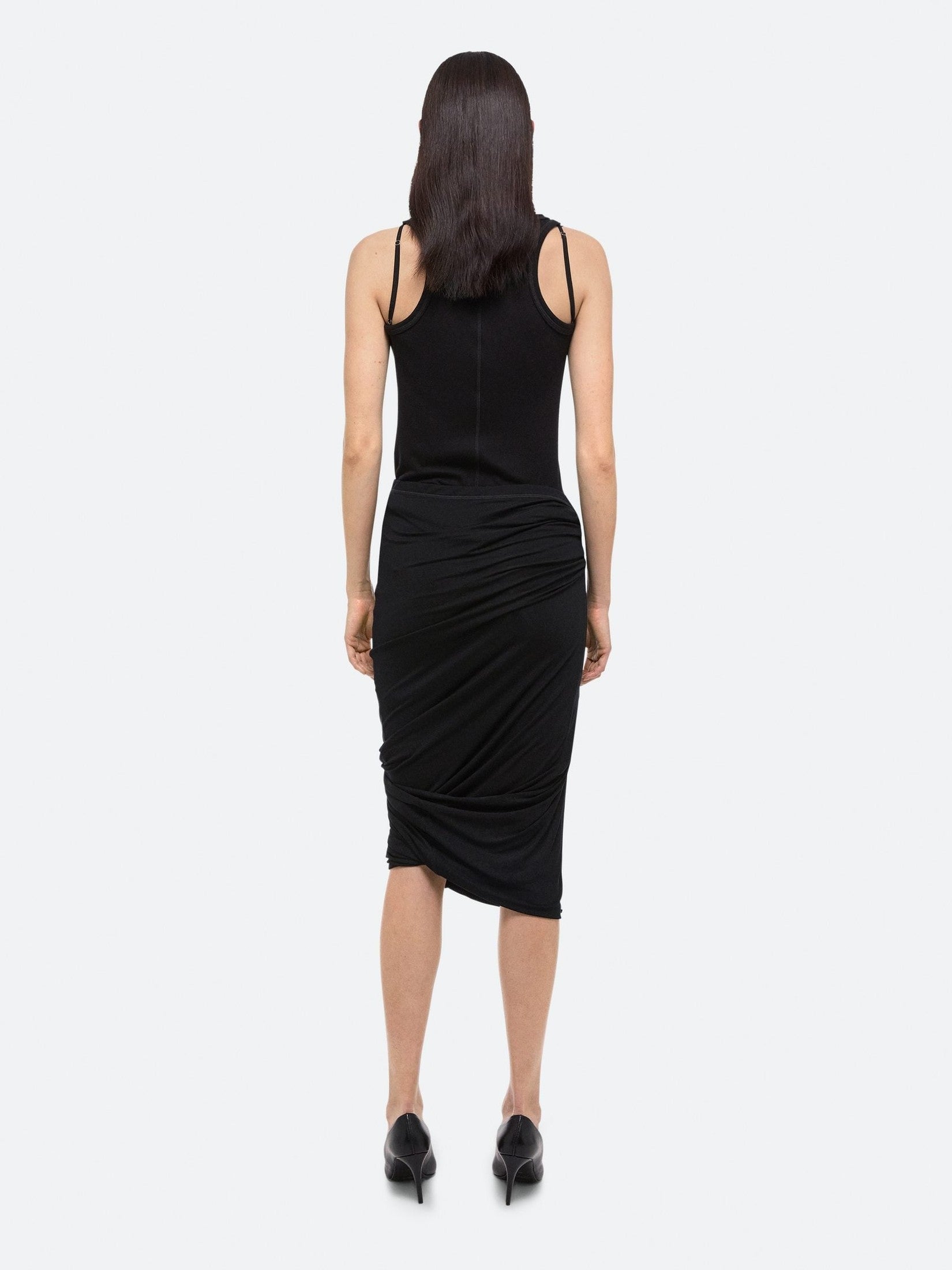Wind skirt
