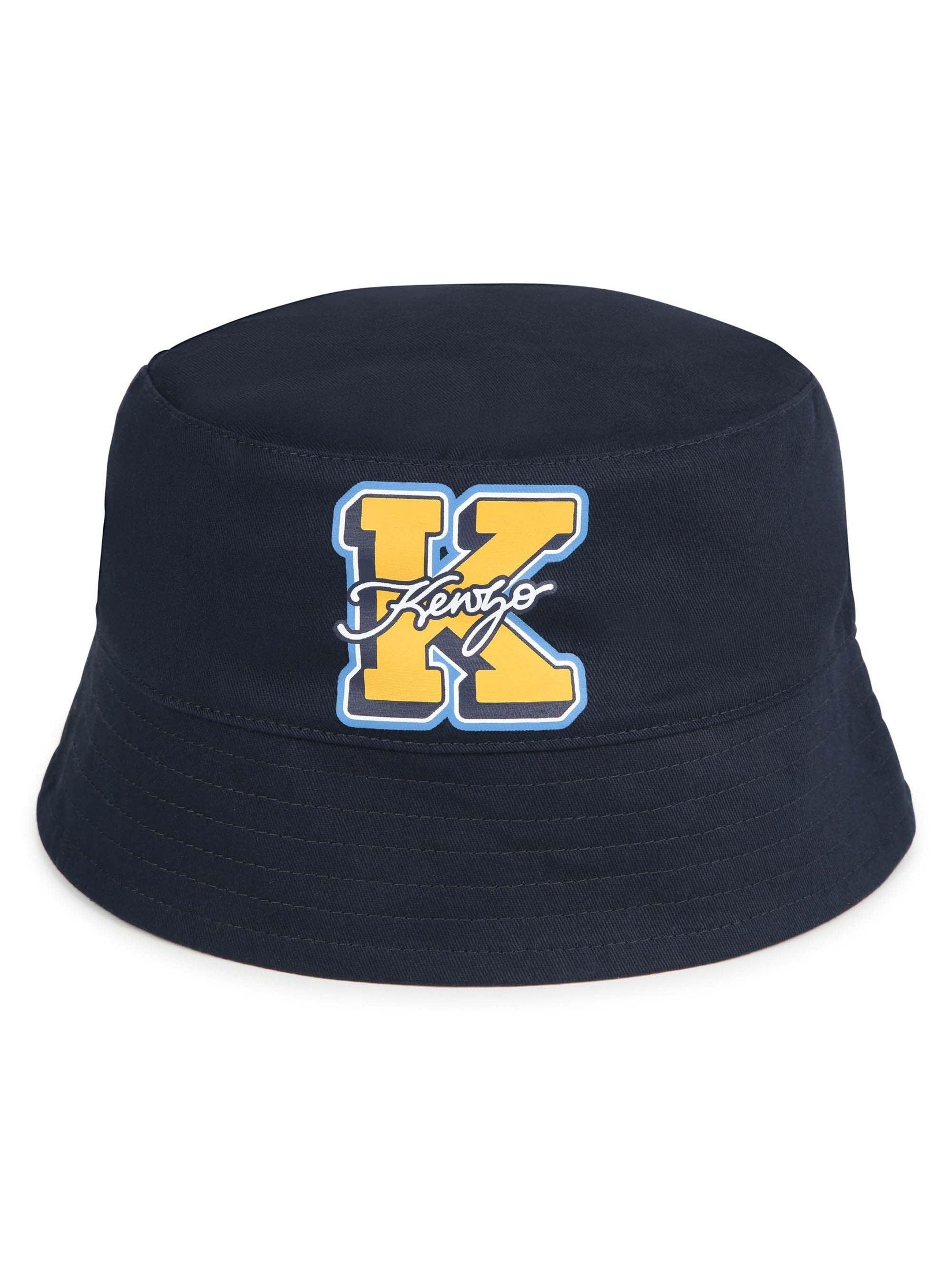 Bucket hat