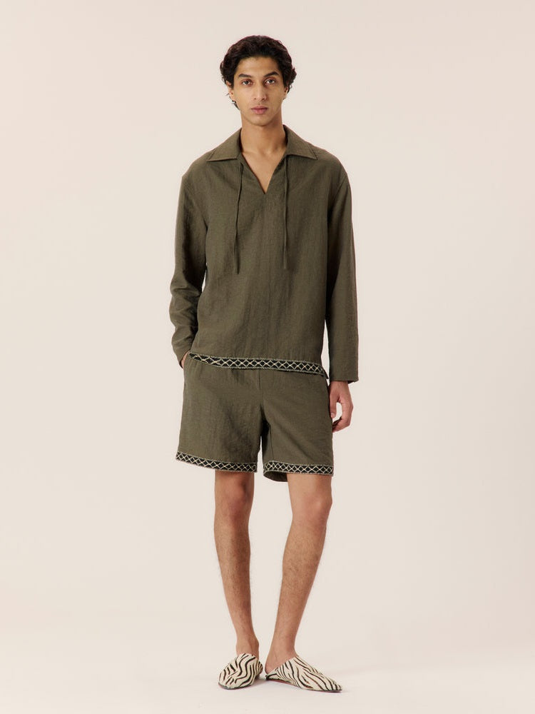Resort front tie shirt