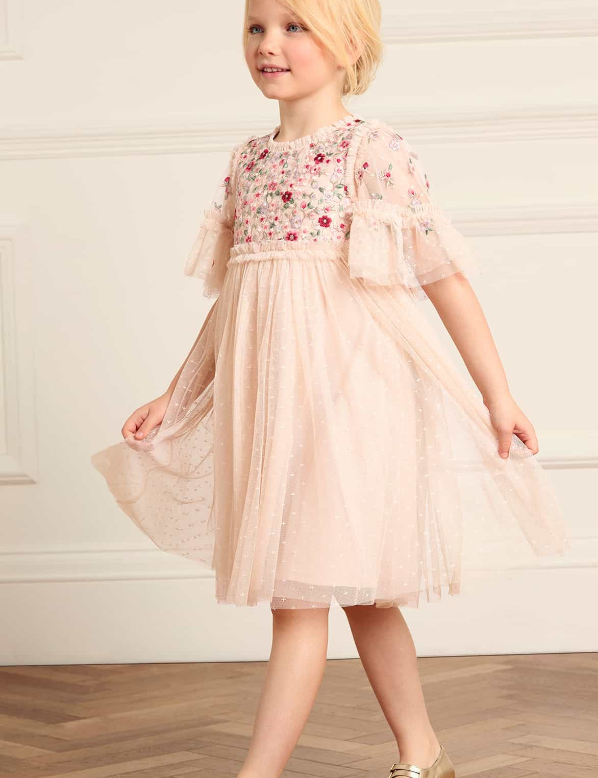 LUNARIAWREATHBODICEKIDSDRESS-KIDSDRESS-DUSTBEIGEMULTI-NEEDLE_THREAD-1.jpg