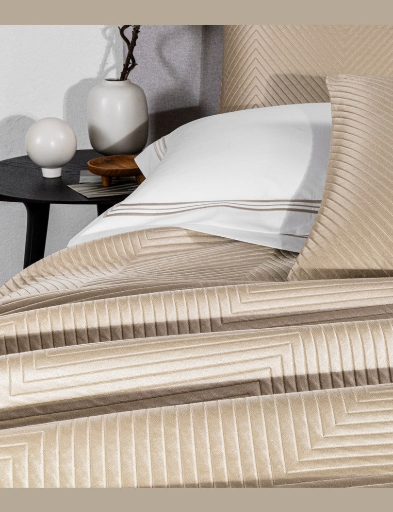 LUX.HERRINGBONE_3FR6575-2216_6.jpg