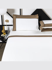Linear flat bedset