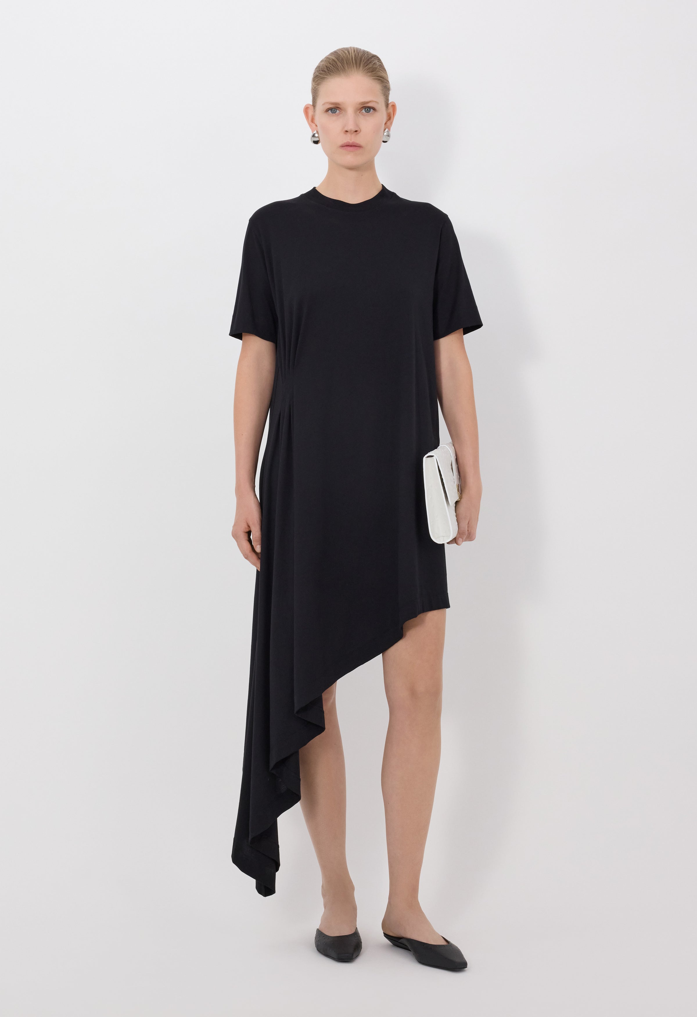 Igari asymmetric pleated dress