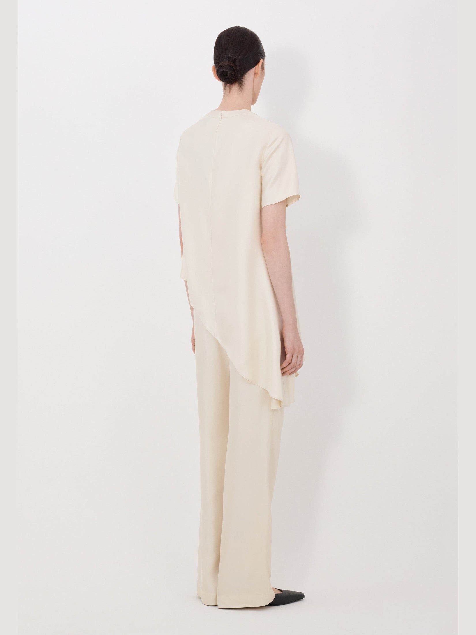 Madea draped asymmetric top