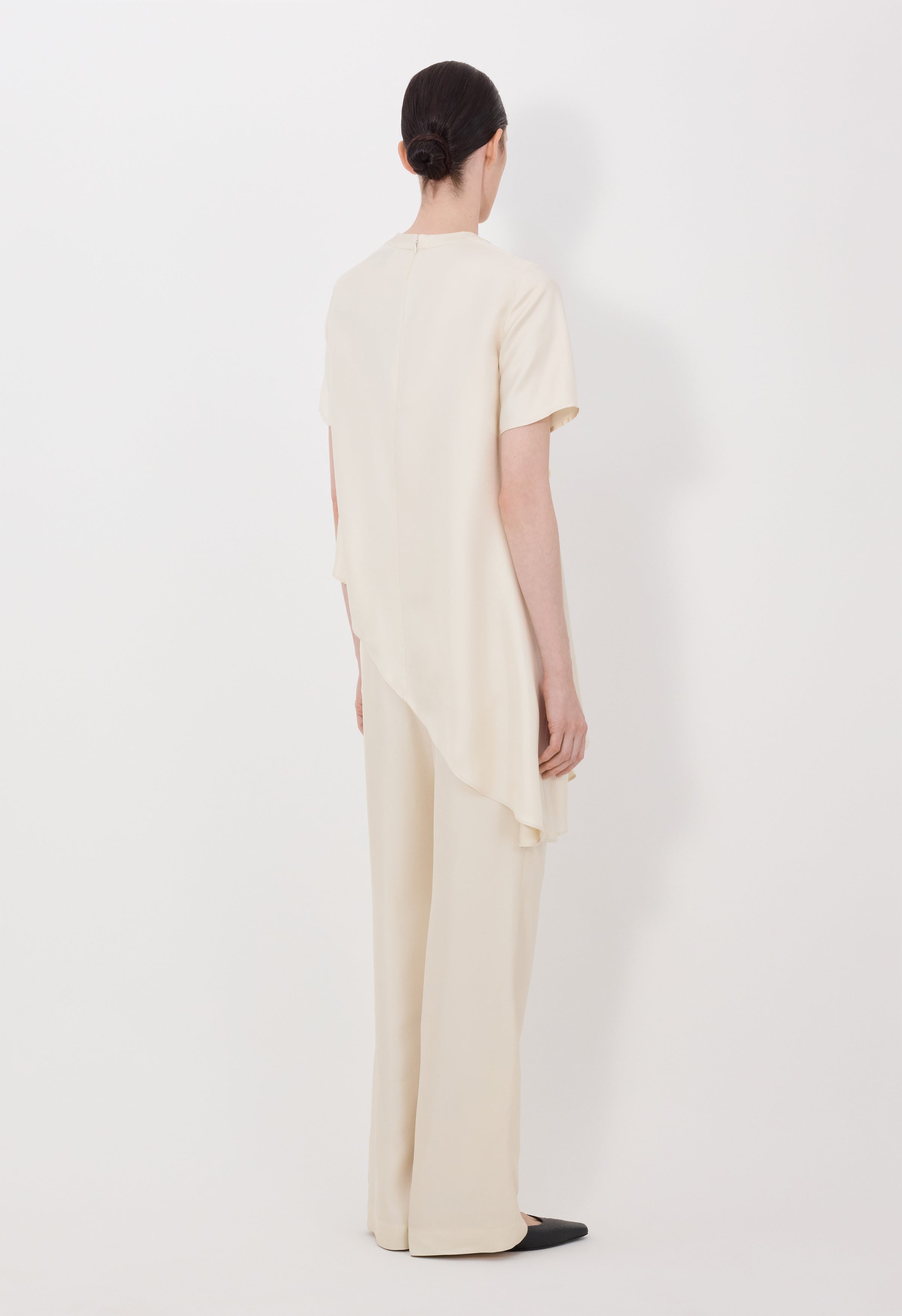 Madea draped asymmetric top