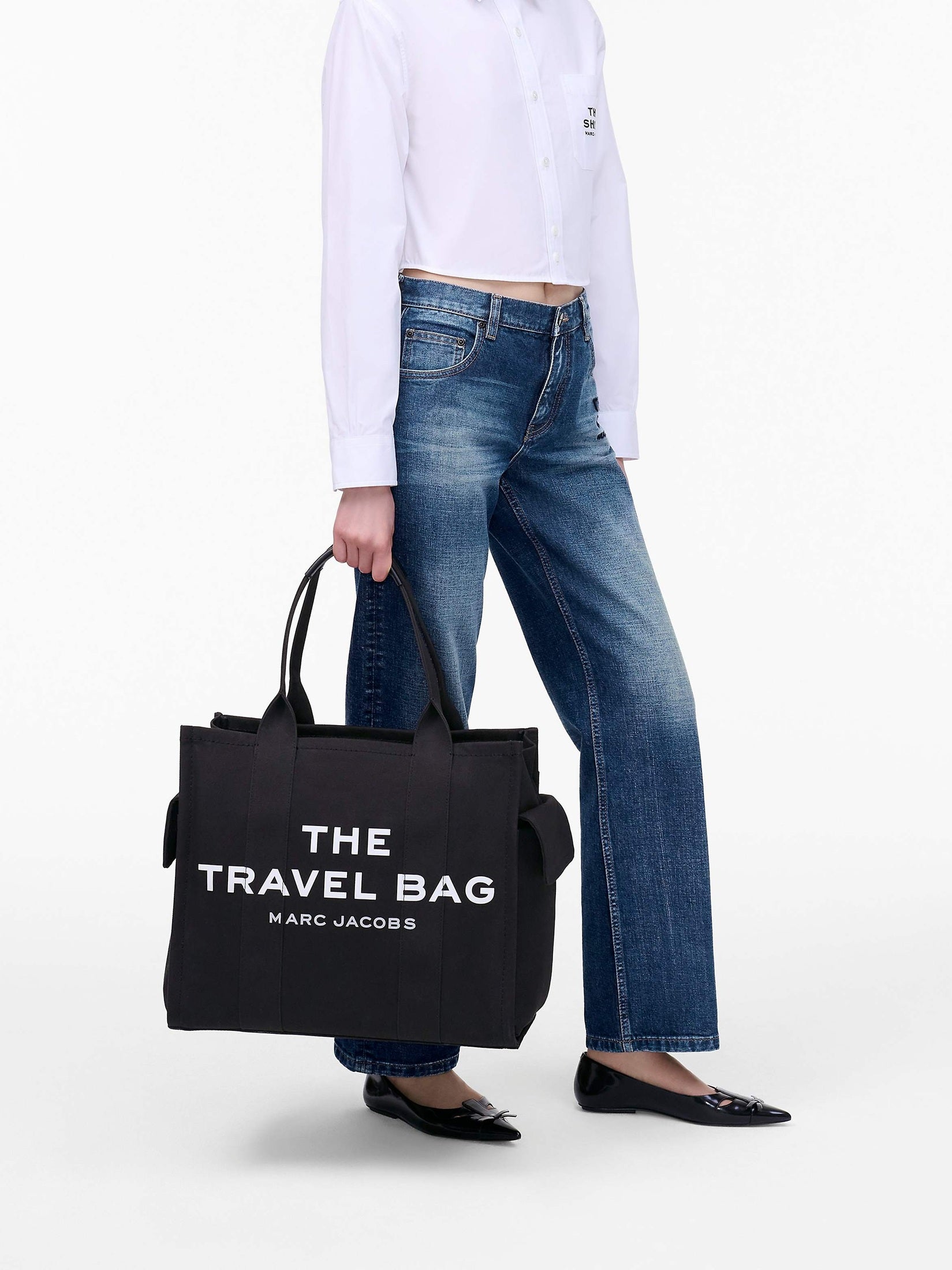 The canvas travel tote bag