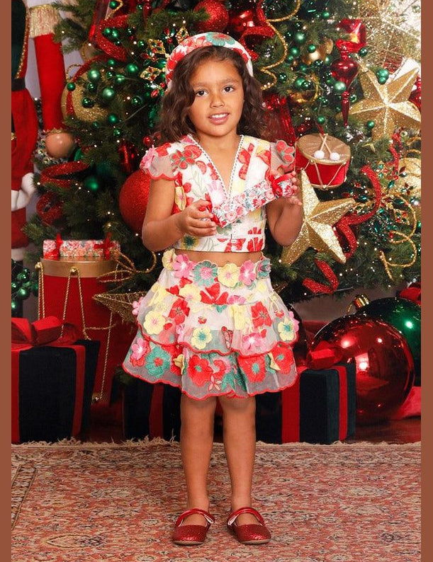 Marlo_Holiday_1055x1500_42_edit_600x_aa917b89-50ca-414c-a549-b809b48f002c.jpg