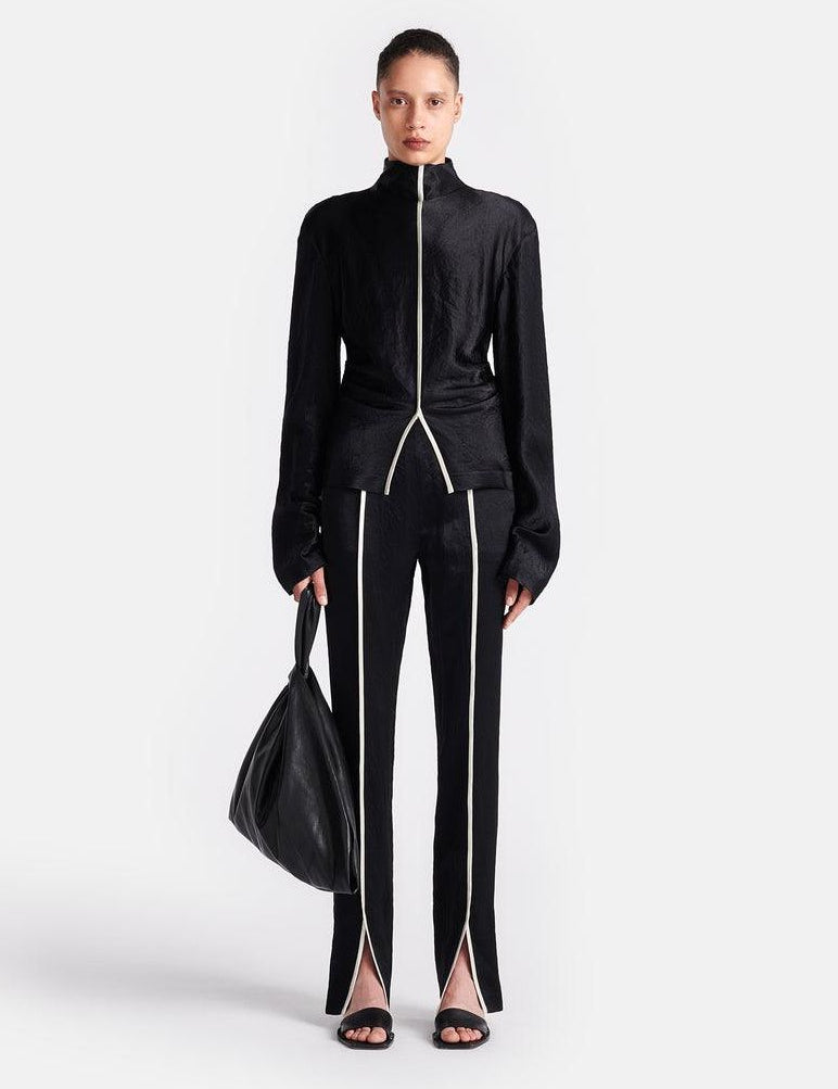 NW24FWSH33799-DOMINI_BLACK-ECRU_CRINKLED-SATIN_01.jpg