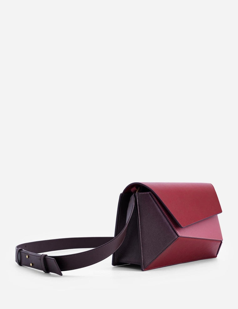Naomi-Cranberry_03.jpg