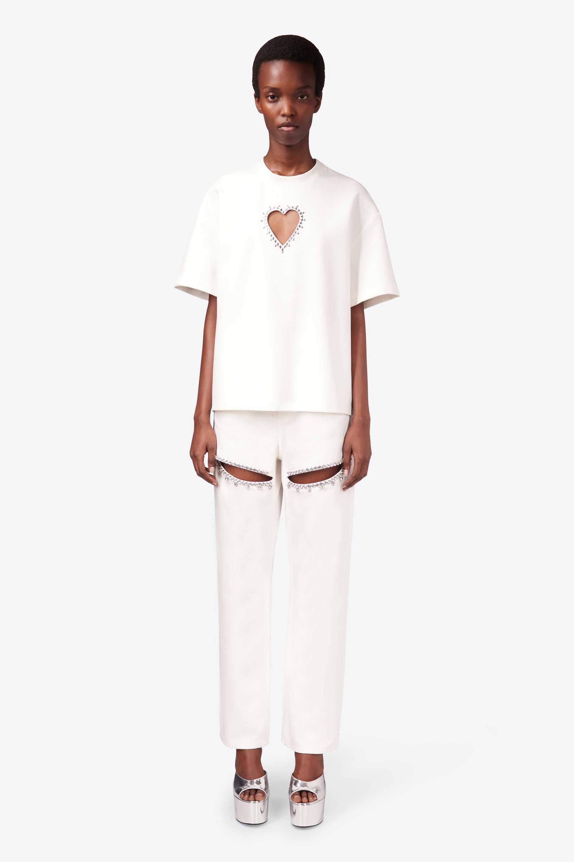 CRYSTAL HEART CUTOUT RELAXED T-SHIRT