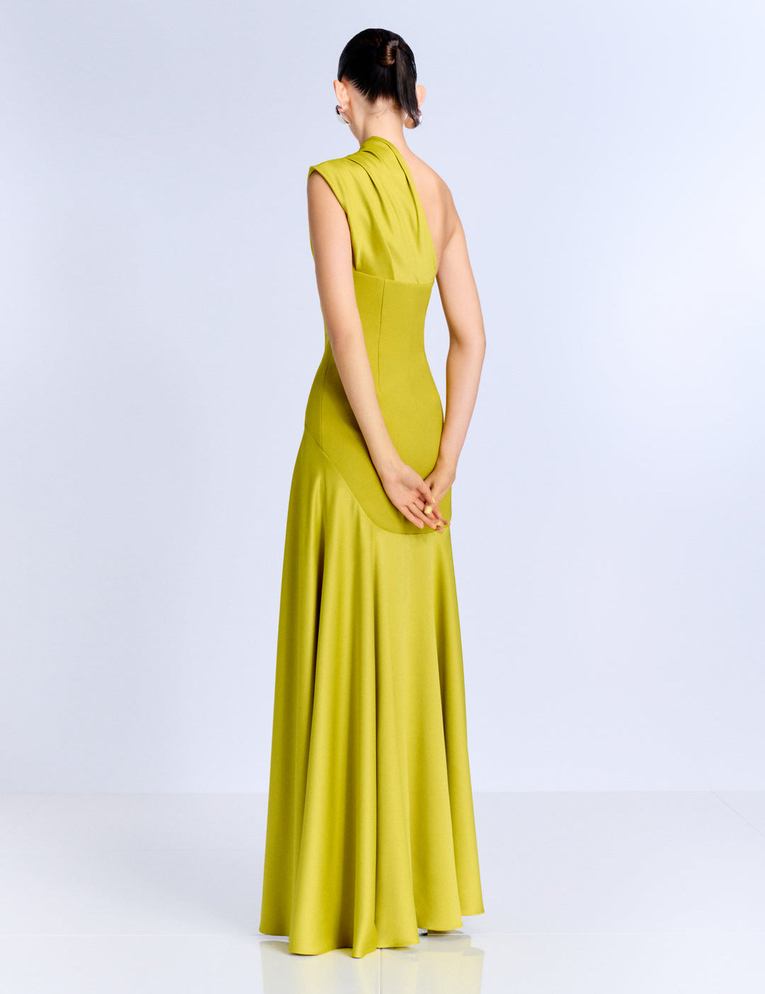 OS48013_GABRIELA_MAXI_DRESS_CHARTREUSE_3838_R1_1080x_49ff7722-e12e-4de7-b86a-19e06858ad1d.jpg