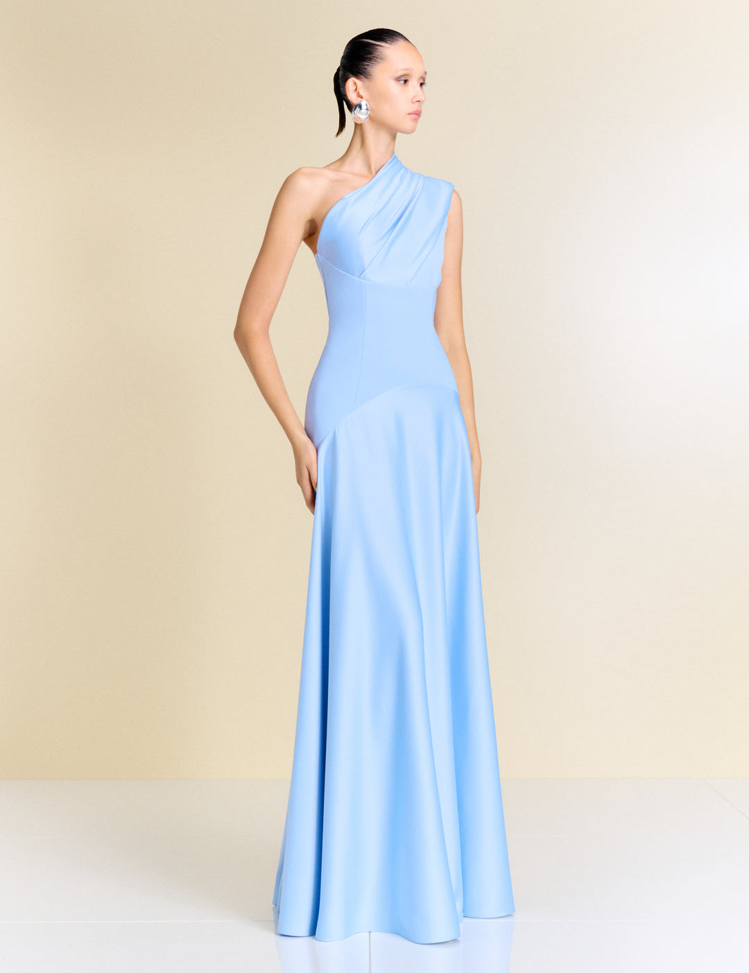 OS48013_GABRIELA_MAXI_DRESS_LIGHT_BLUE_2034_R1_1080x_259b6c8c-b69a-4a3c-83d2-3bc4c6aa8d3c.jpg