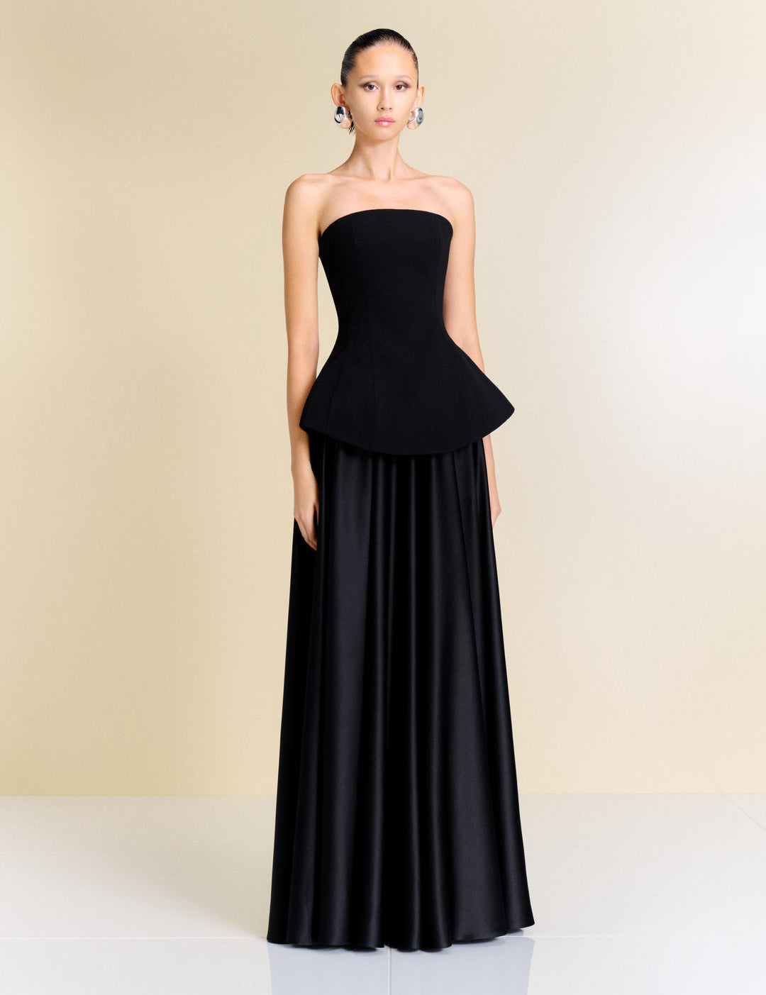 OS48018_ORIANA_MAXI_DRESS_BLACK_2973_R1_1080x_221875ee-0b9a-4c59-841f-04f86c4fffa8.jpg