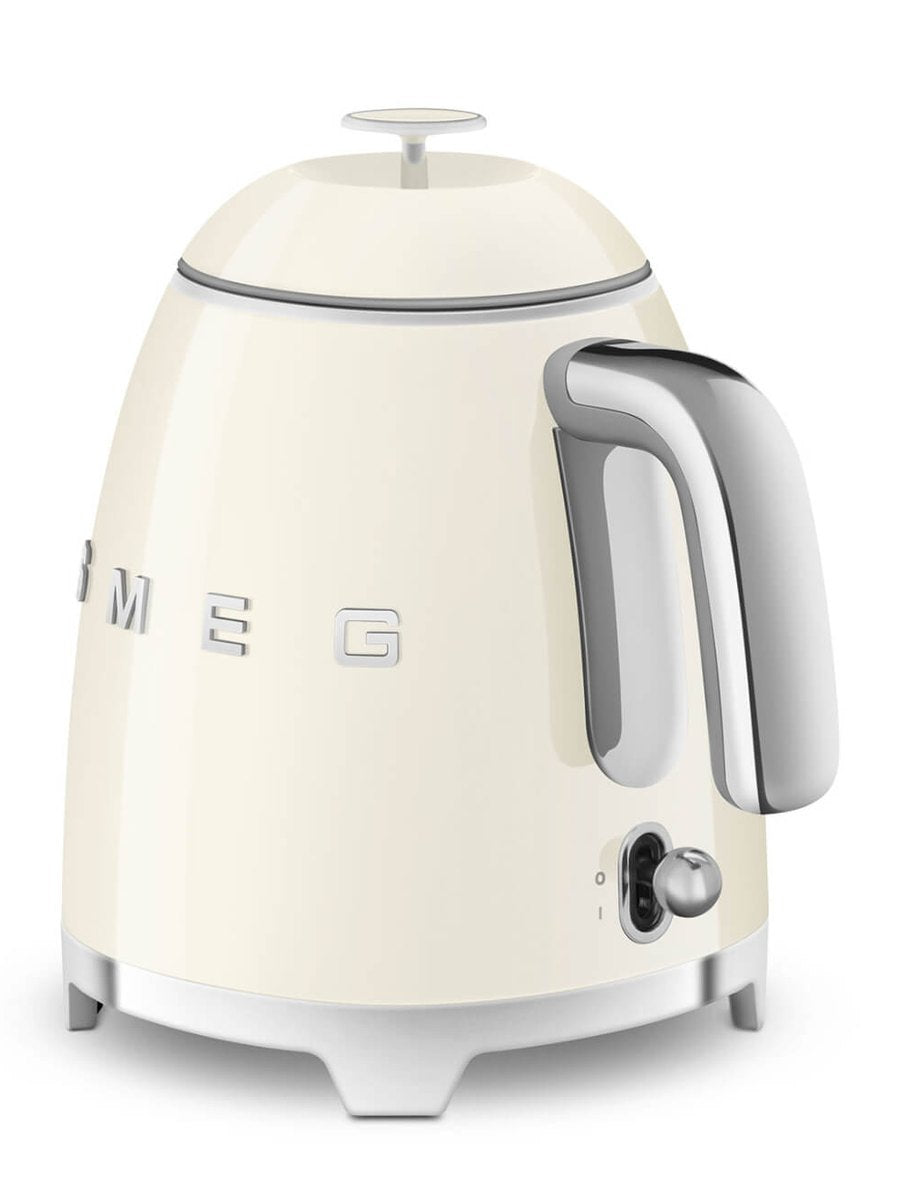 Smeg - mini kettle - 50's style