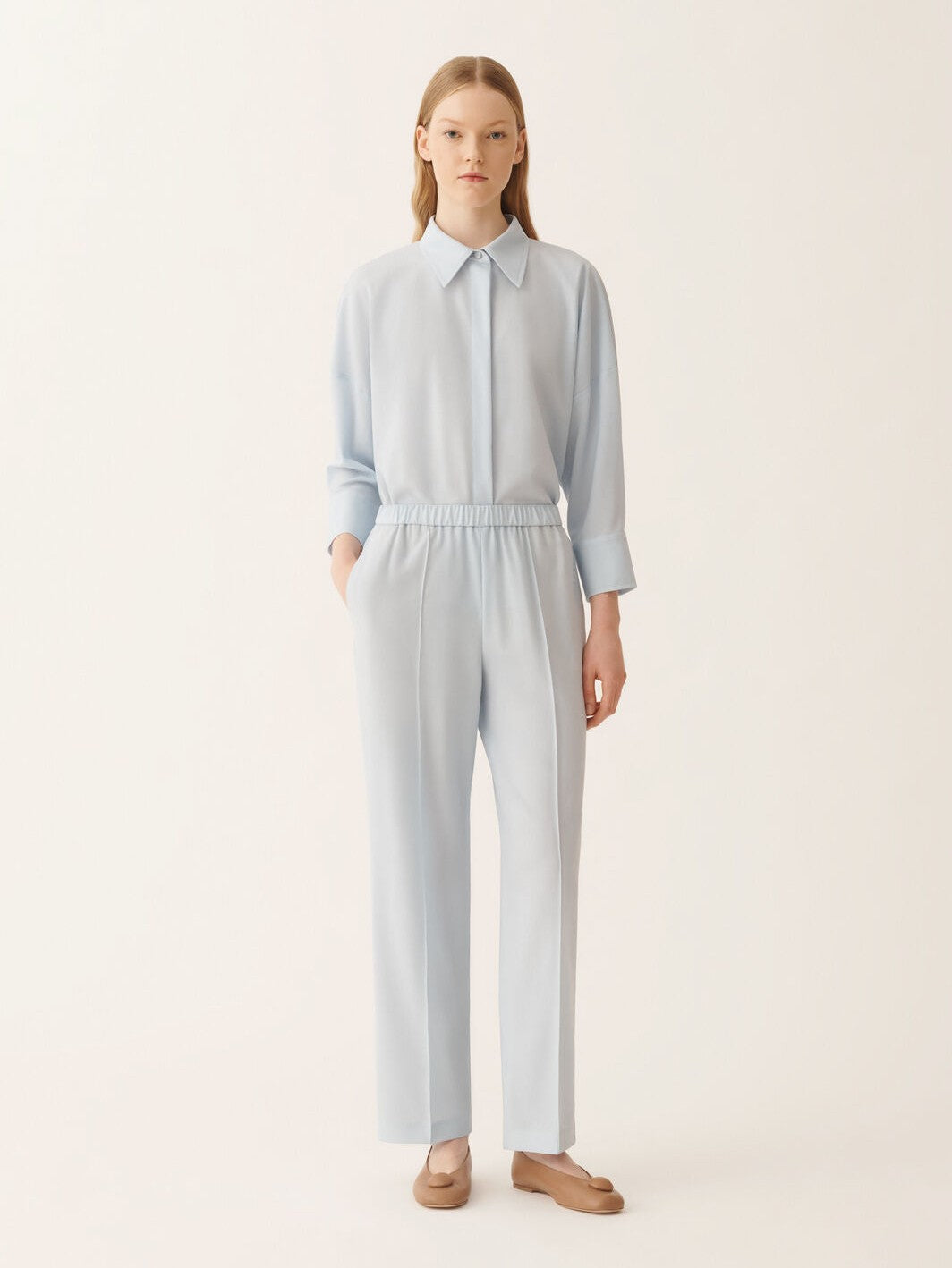 Gubbio jogging pants in lightweight bi-stretch wool