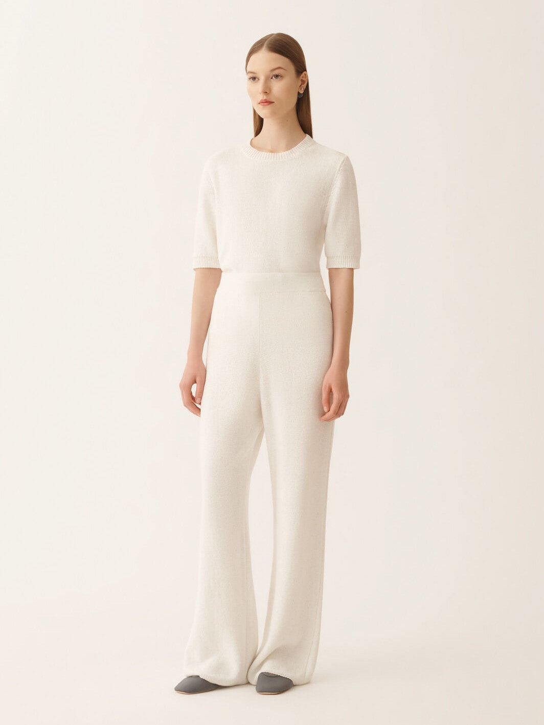 White cotton and linen pants with sequins