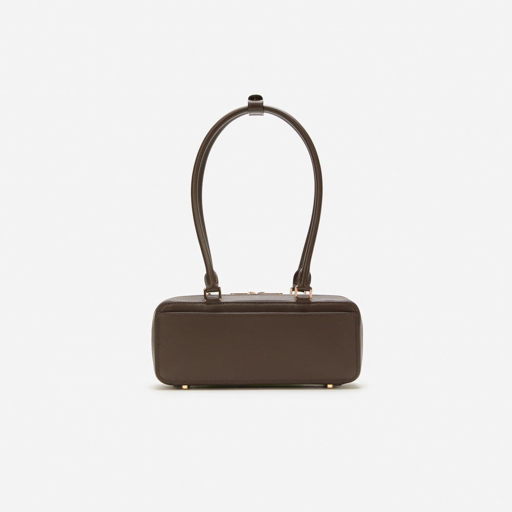 BROWN LEATHER BAGUETTE SHOULDER BAG WITH CHARM