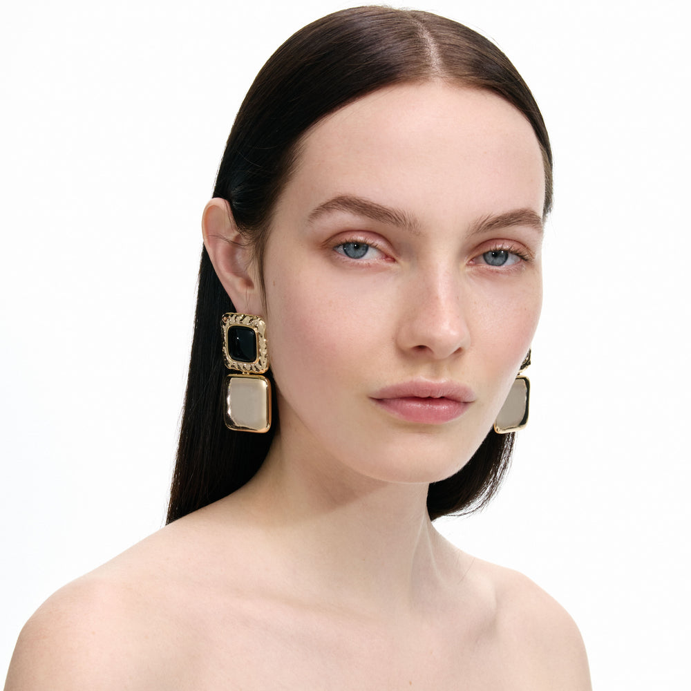 MOTTLED GOLD BLACK TIERED EARRINGS