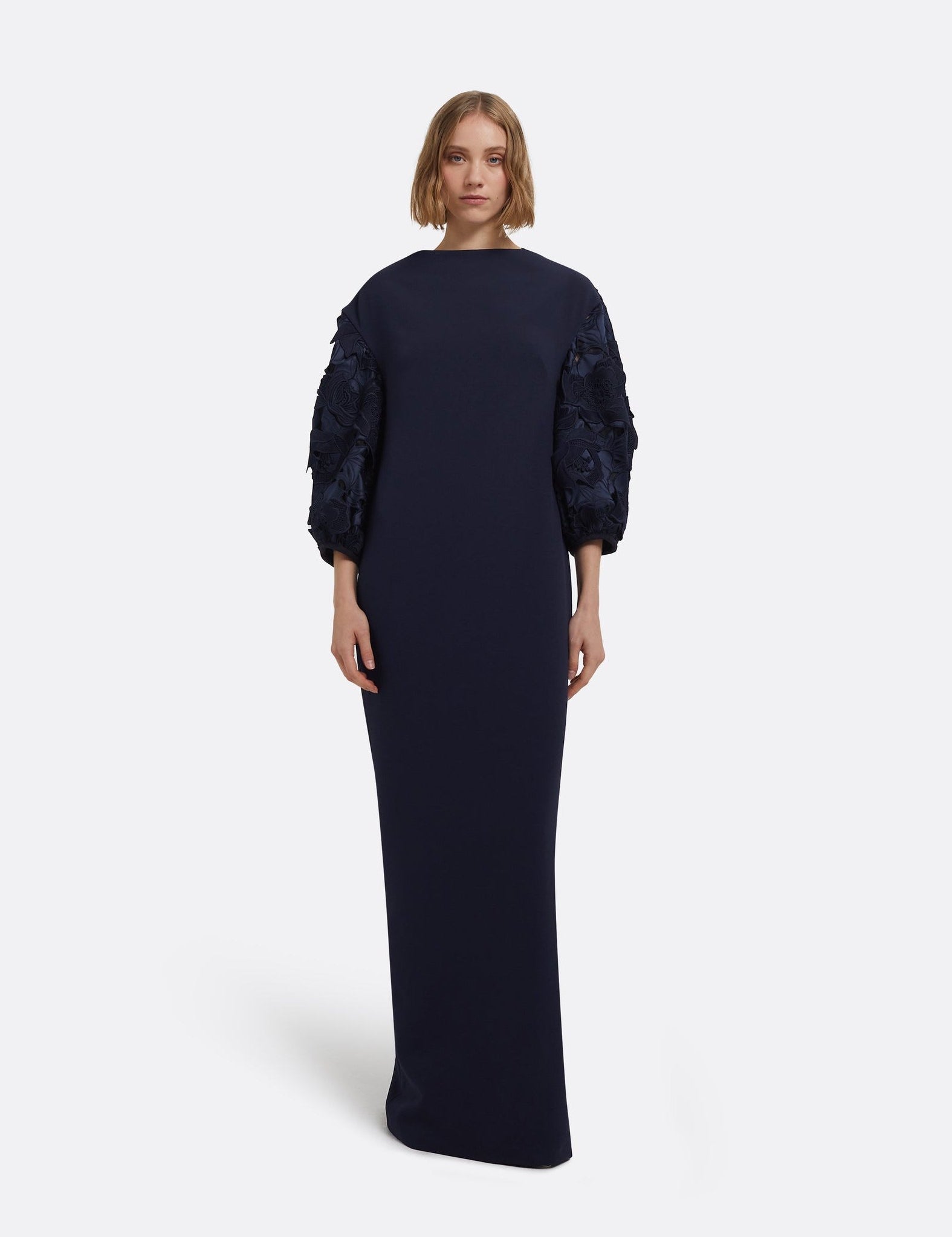 PF25_DL1294.1_HC-MIDNIGHTNAVY_BF-NAVY_ECOM_fr.jpg