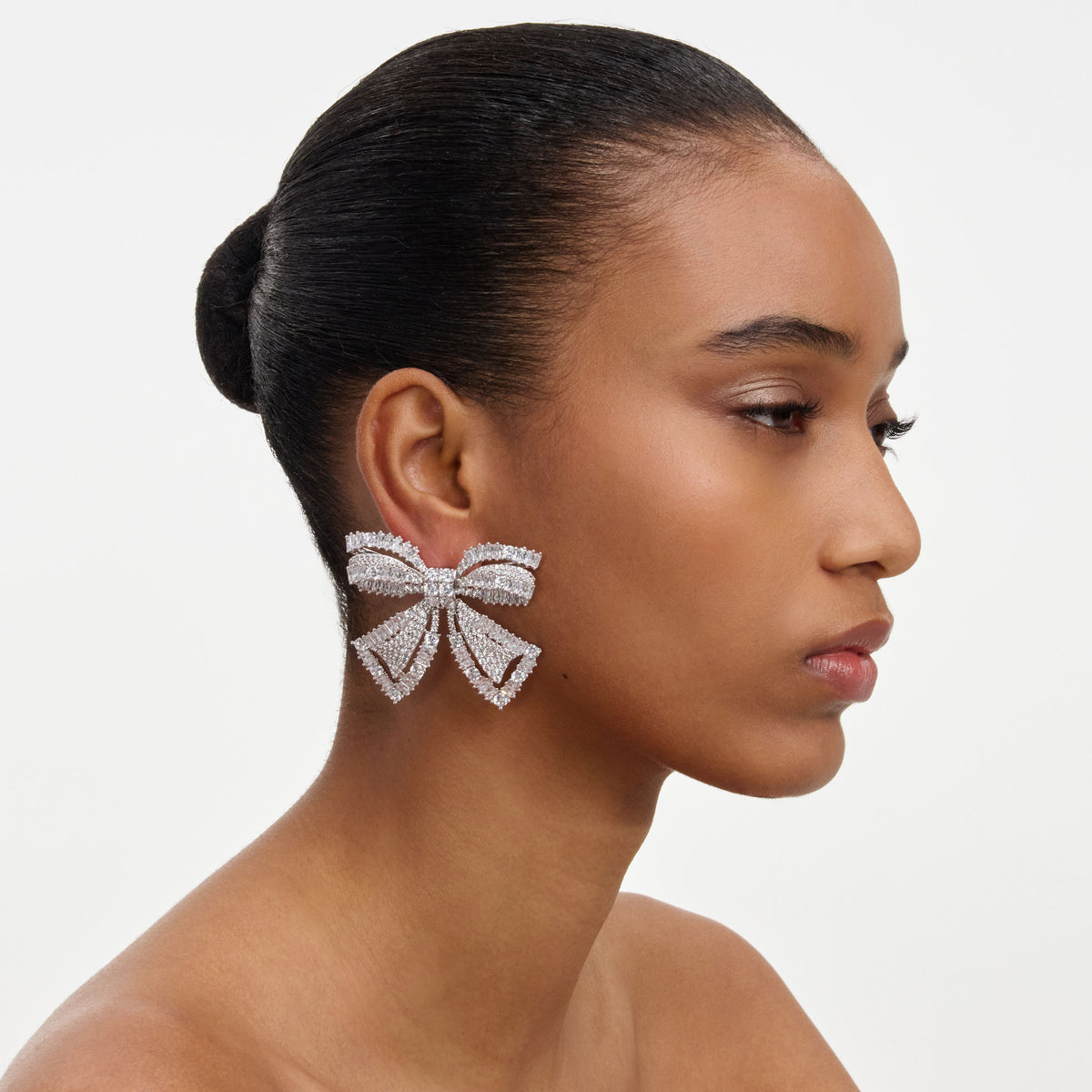 Crystal bow earrings