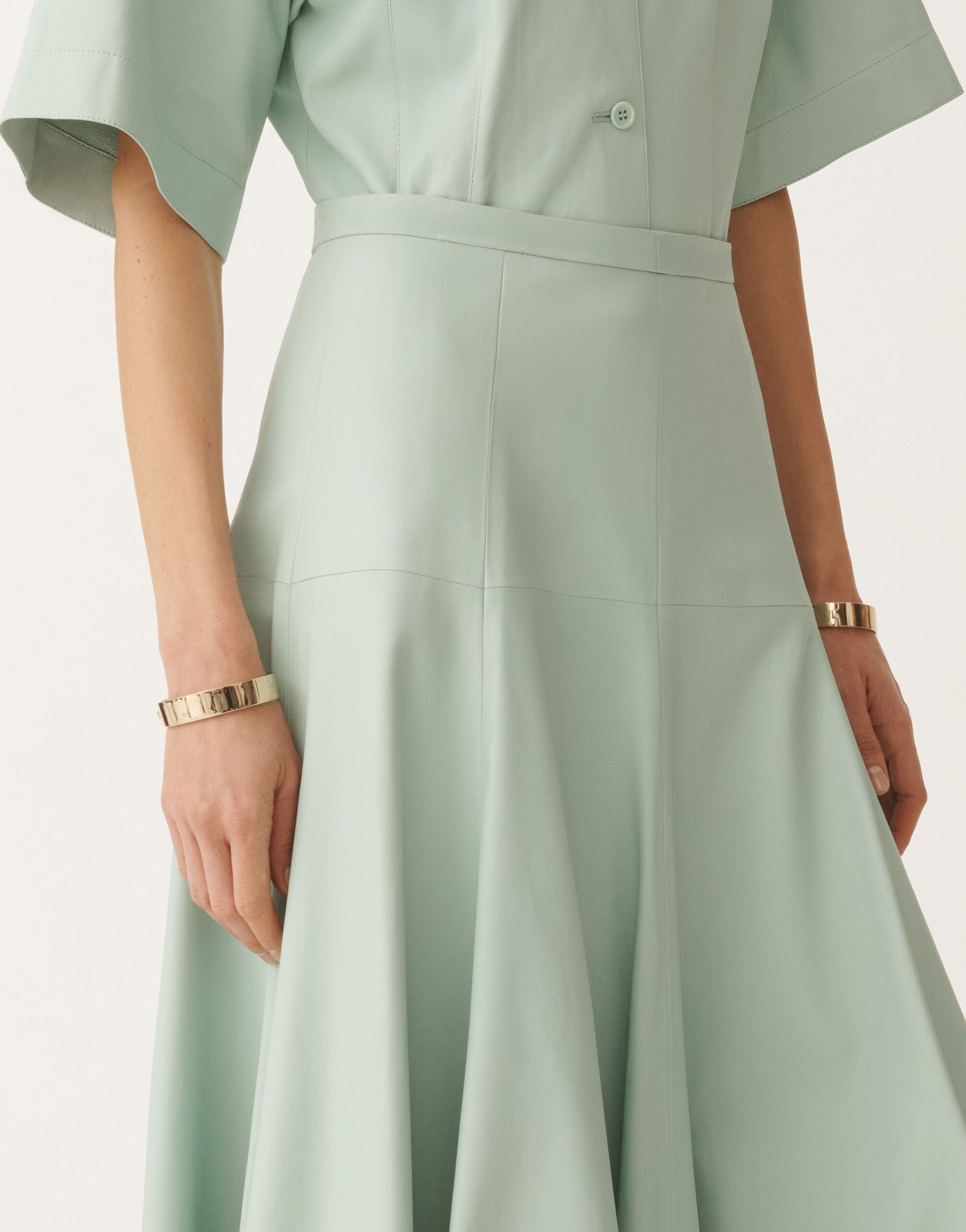 LUXURY LAMBSKIN MIDI SKIRT