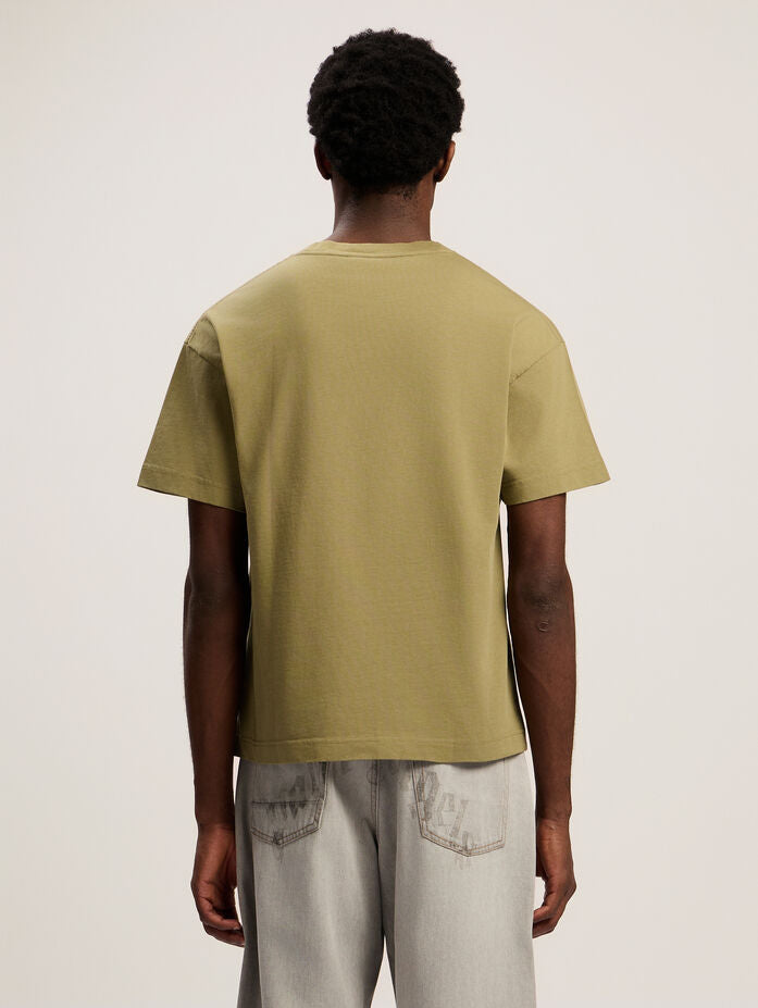 BEAR IN MIND REG TEE ARMY GREEN BROWN