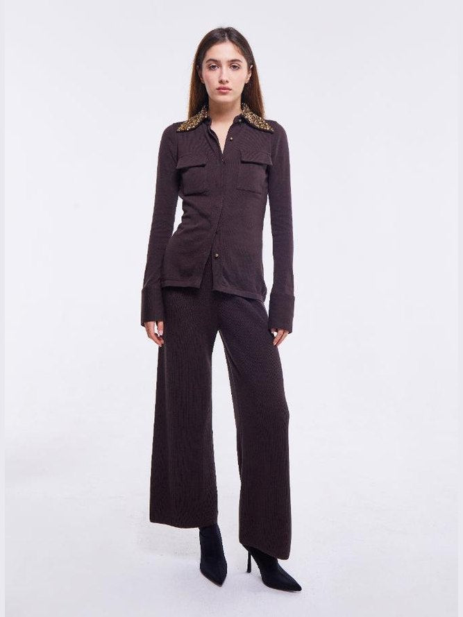 Fitted shirt with embellished collar in chestnut