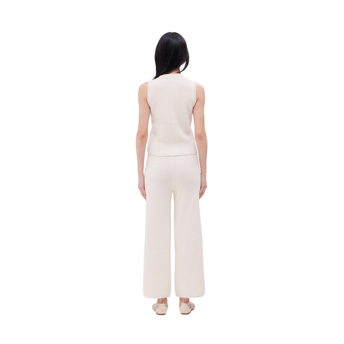 The button-down gilet in meringue