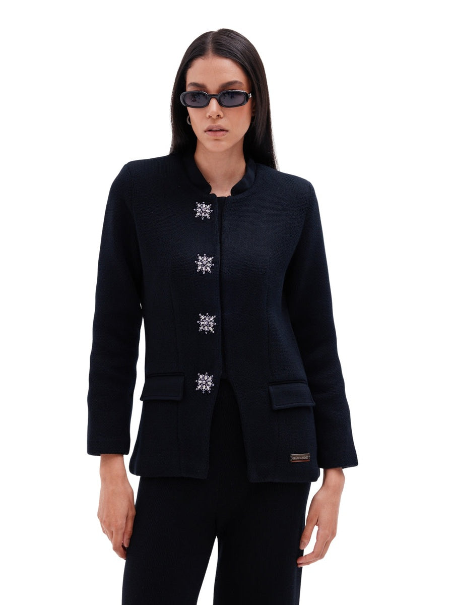 The button detail nehru collar jacket with matching scarf in black
