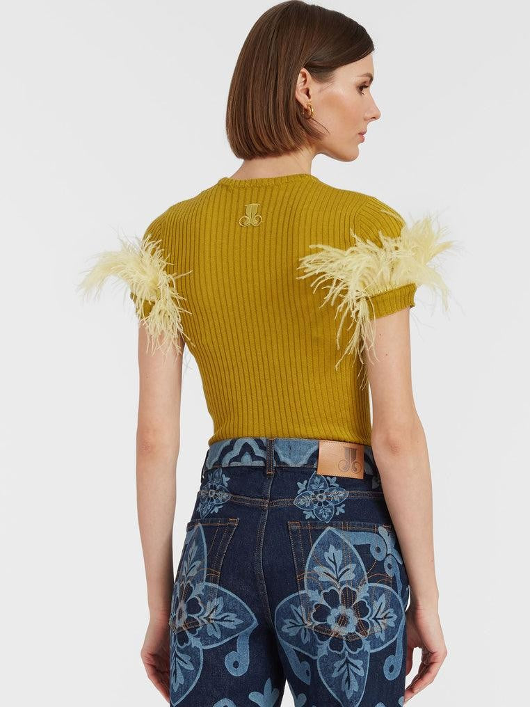 High kick tee