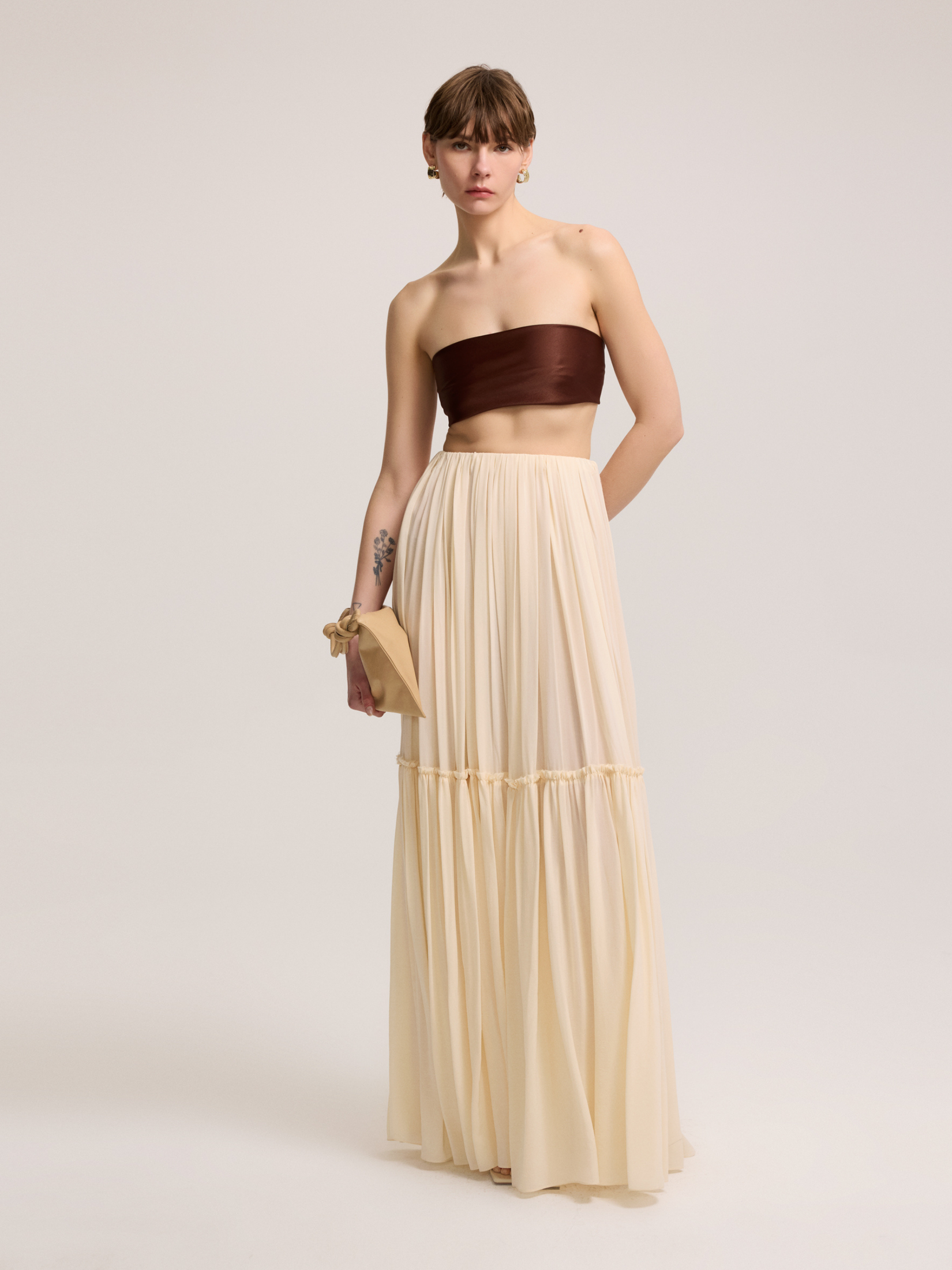 Tulle long light beige skirt