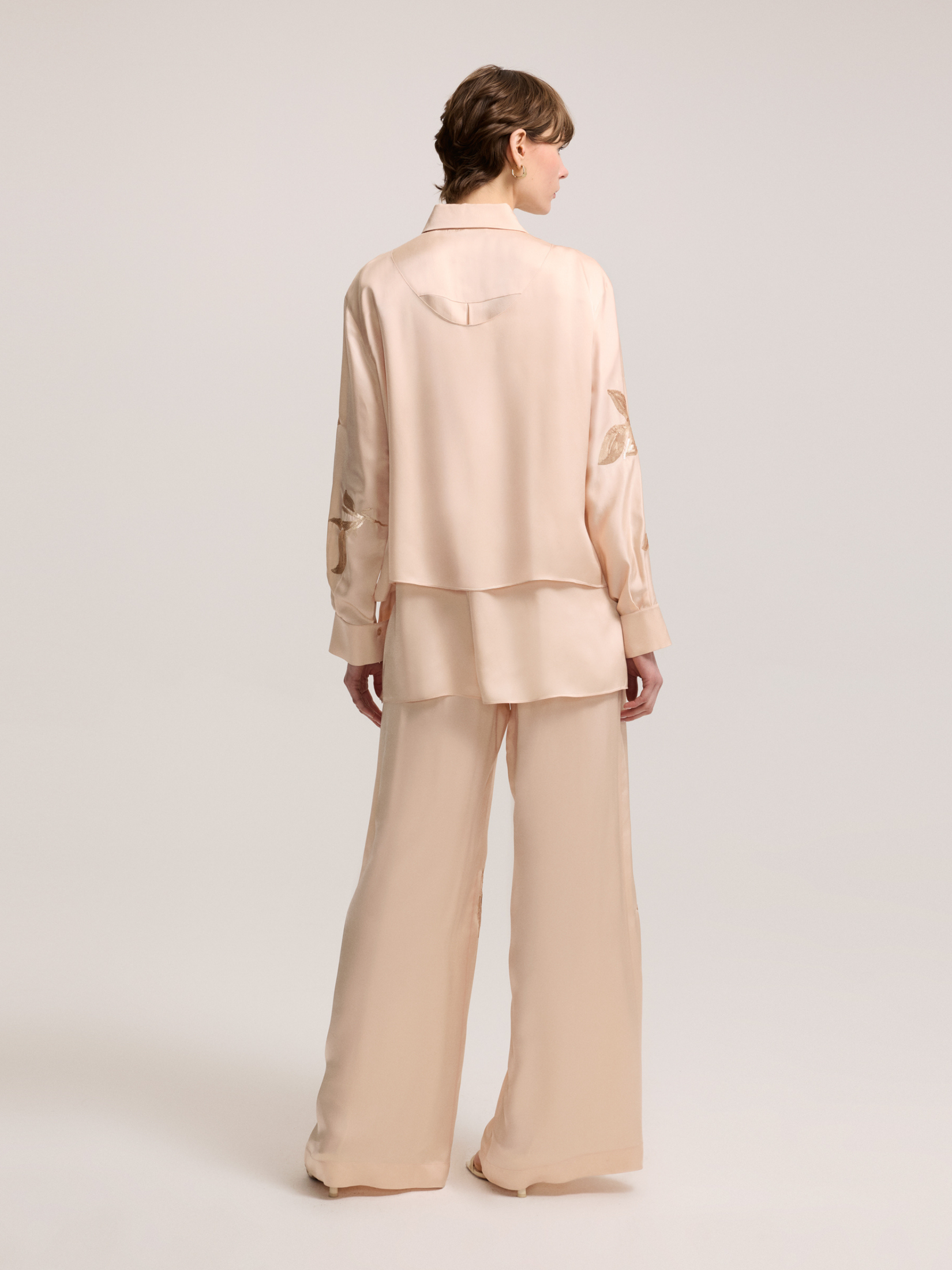 Sequined powder blouse