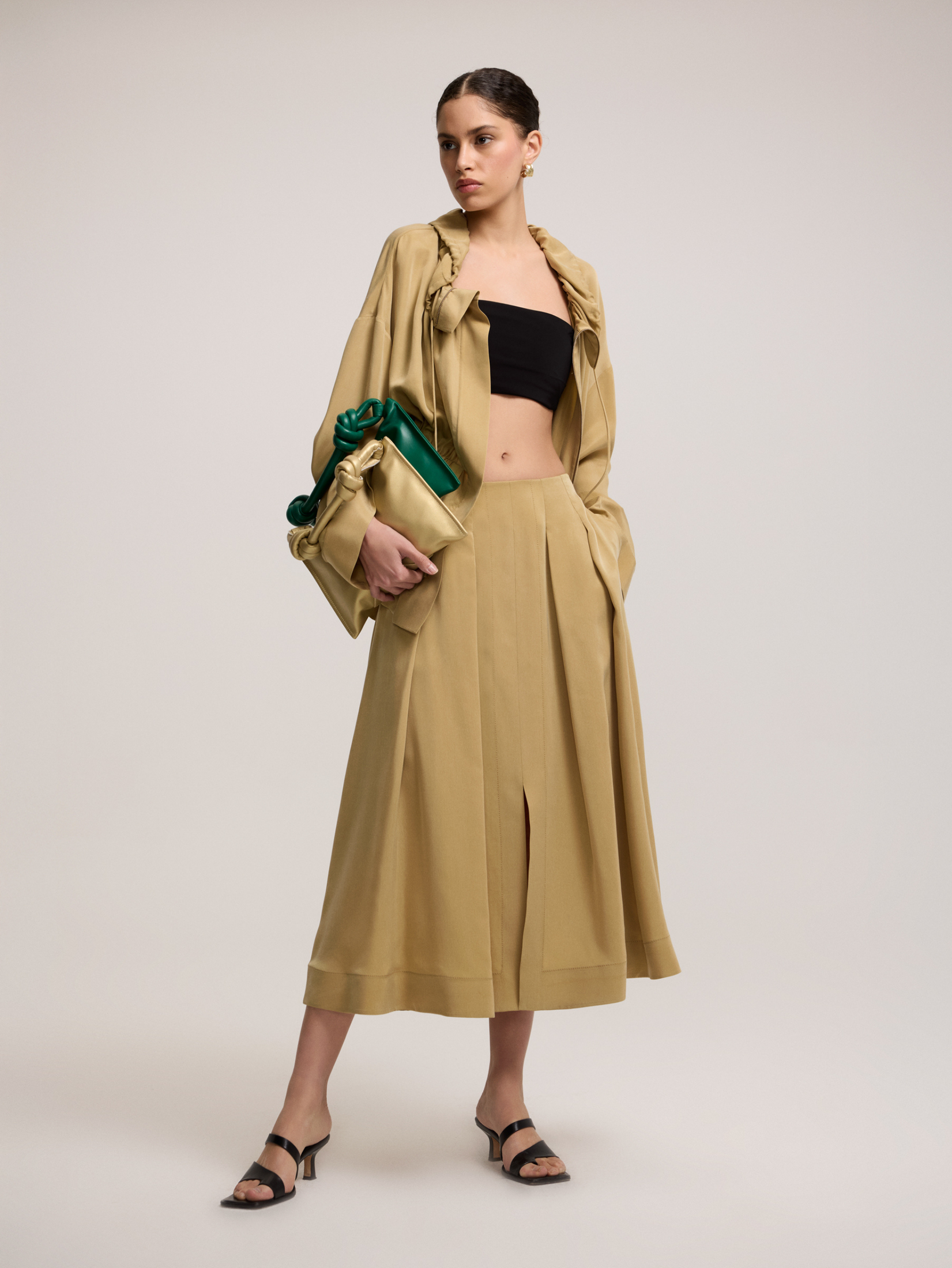 Pleated khaki jacket
