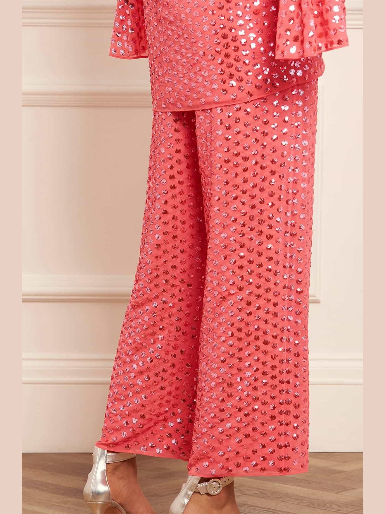 Raindrop gloss trousers
