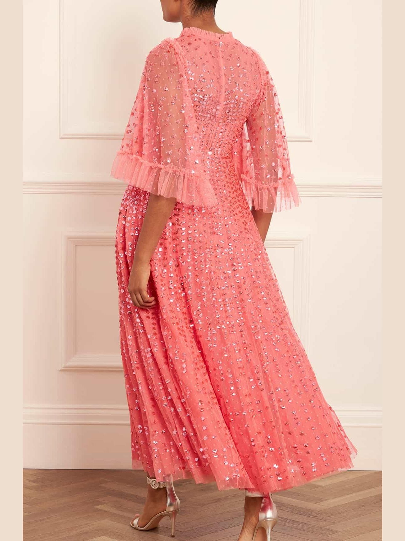 Raindrop short sleeve ankle gown