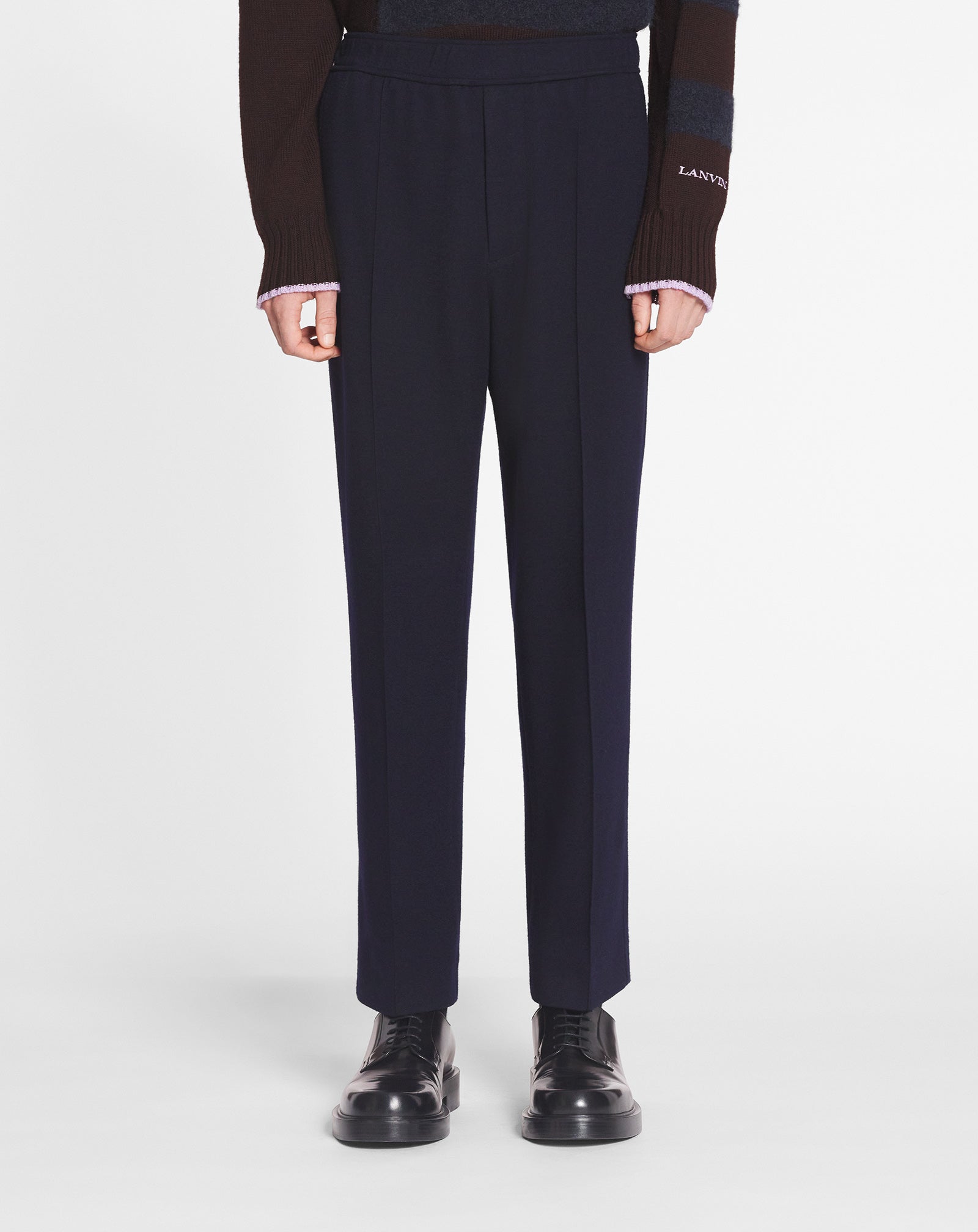 Pants with an elastic waistband