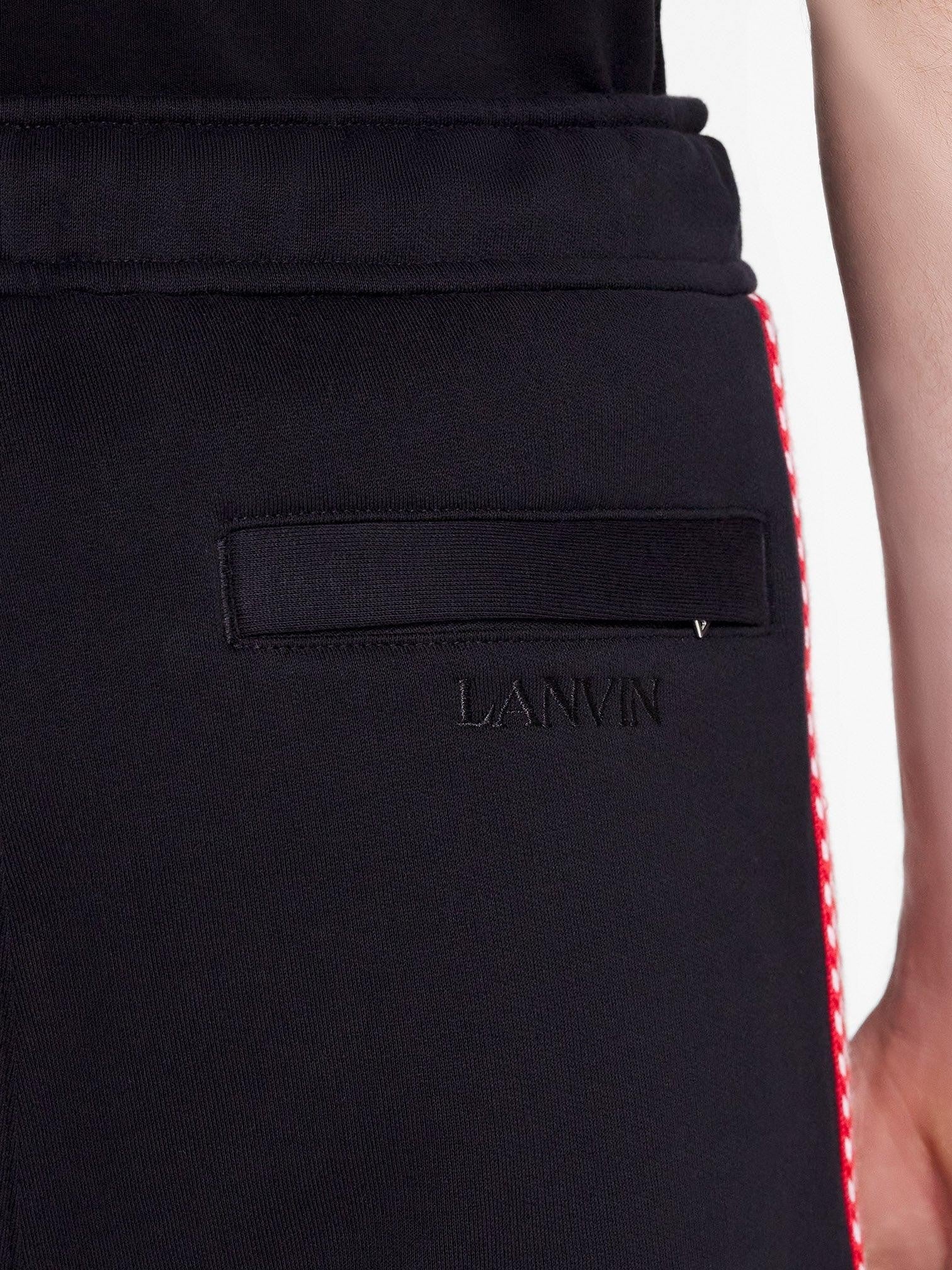 Side curb shorts